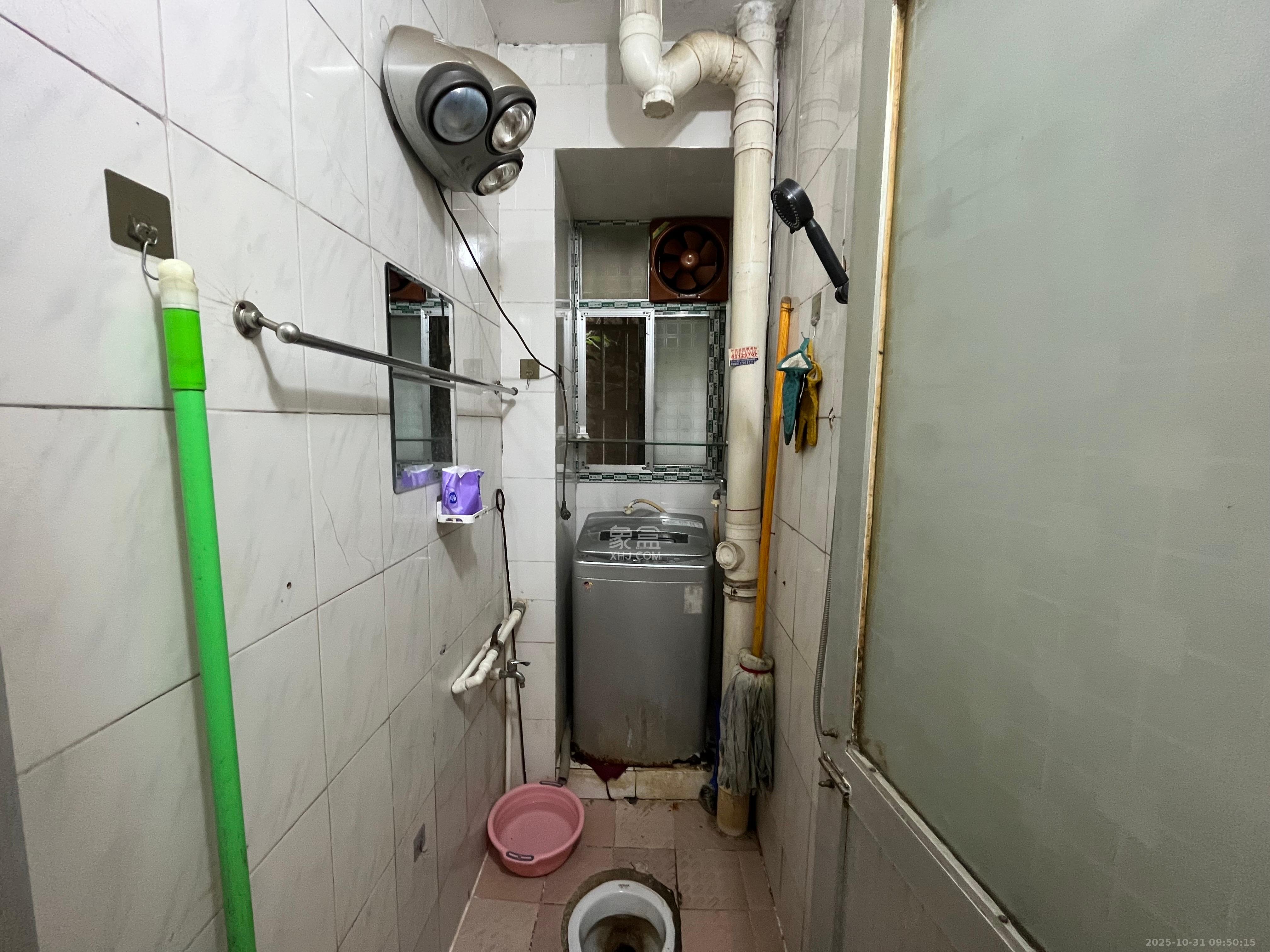 红花坡社区  1室1厅1卫    1100.0元/月室内图