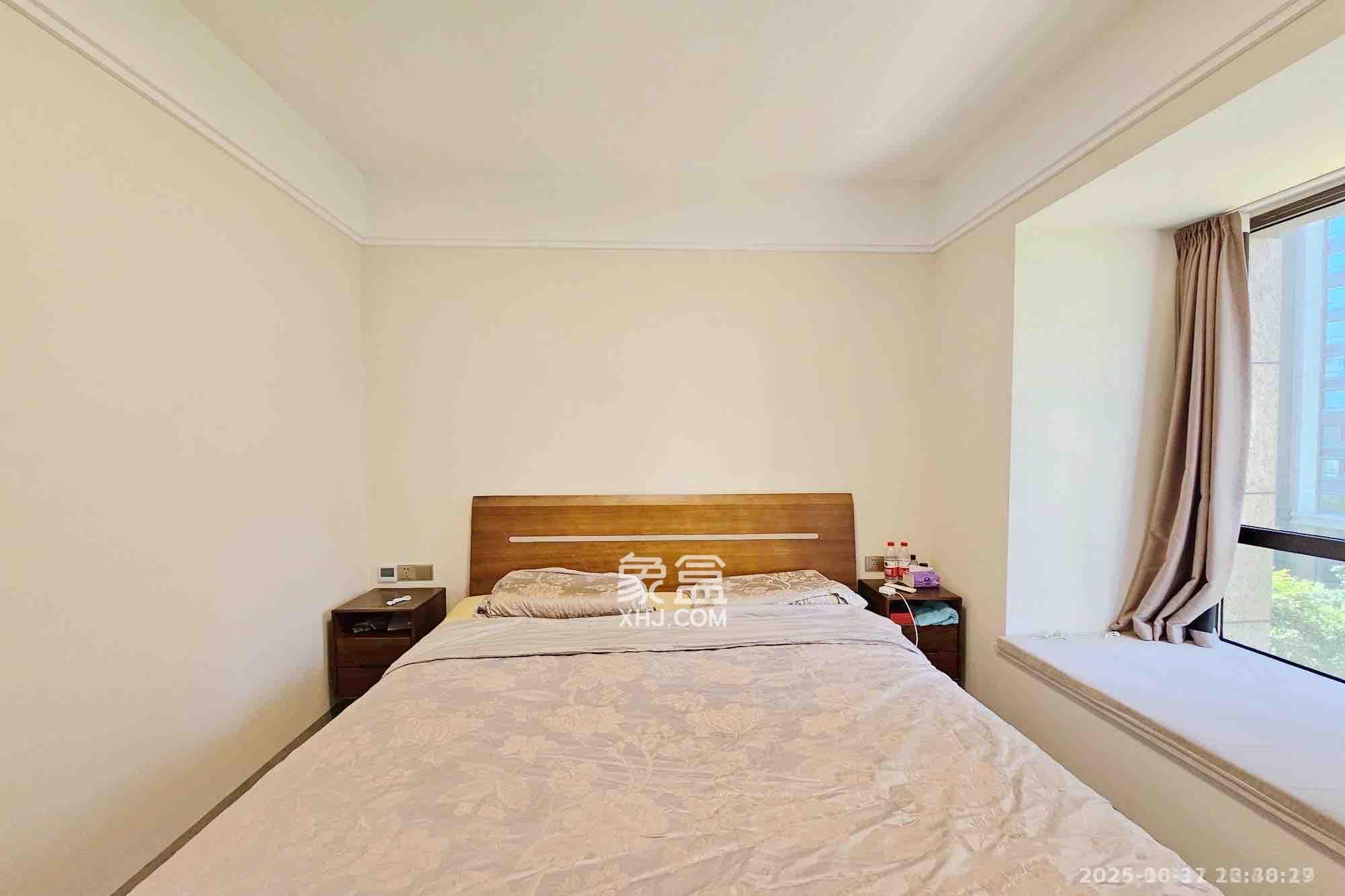 明昇壹城(明昇时代广场)二期  3室1厅2卫    4200.0元/月 明昇壹城(明昇时代广场)二期  3室1厅2卫    4200.0元/月室内图