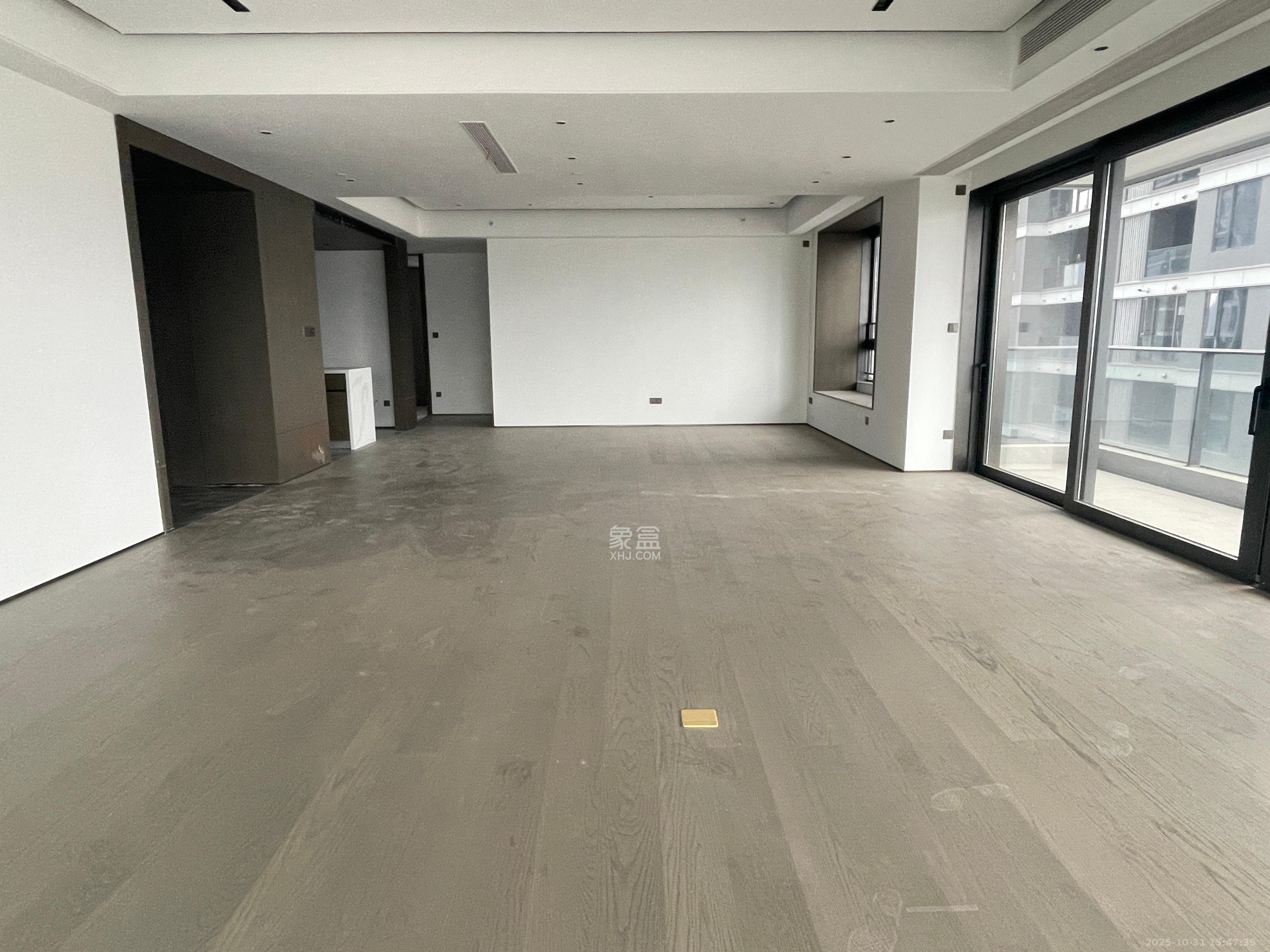 万科瑧湾汇 4室2厅4卫 20000.0元/月 万科瑧湾汇 4室2厅4卫 20000.0元/月室内图