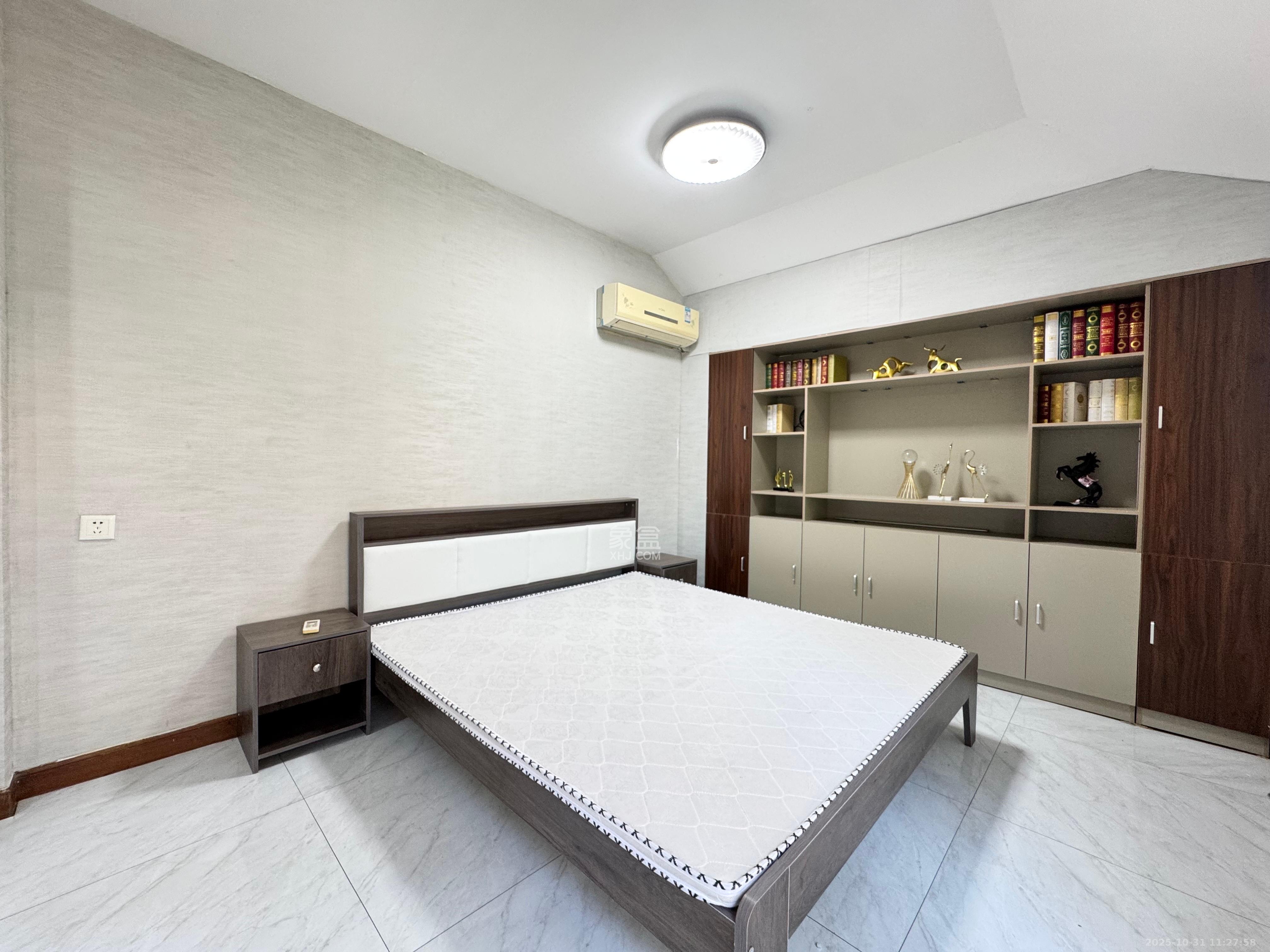 碧桂园威尼斯城 6室2厅1卫 10800.0元/月 碧桂园威尼斯城 6室2厅1卫 10800.0元/月室内图