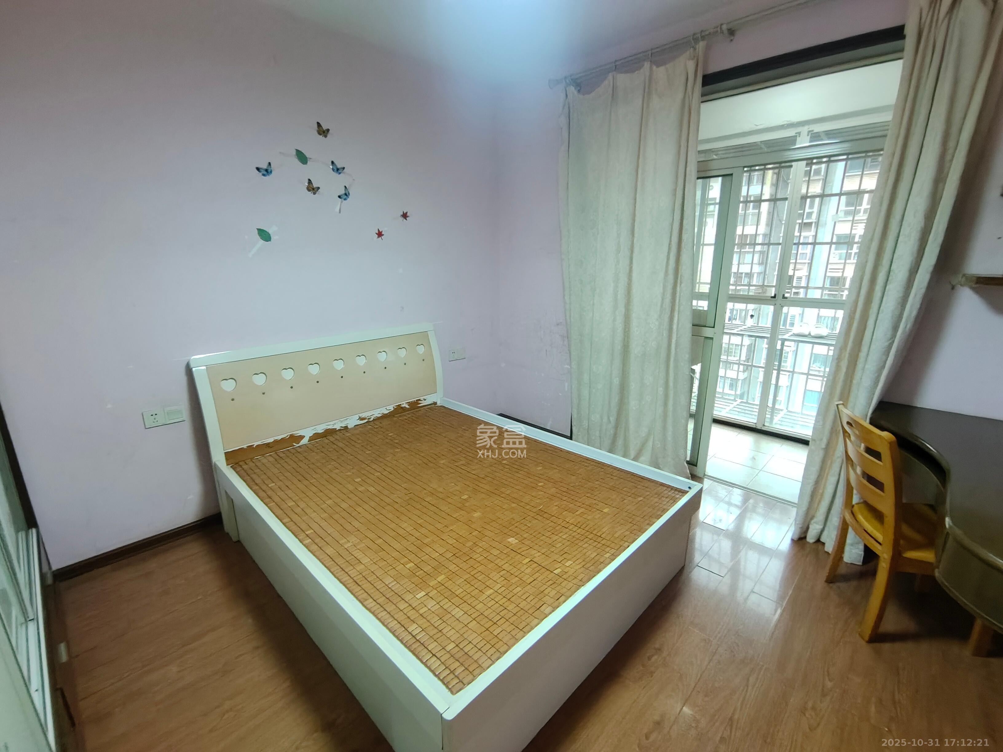 柠檬丽都  3室2厅2卫    2600.0元/月室内图