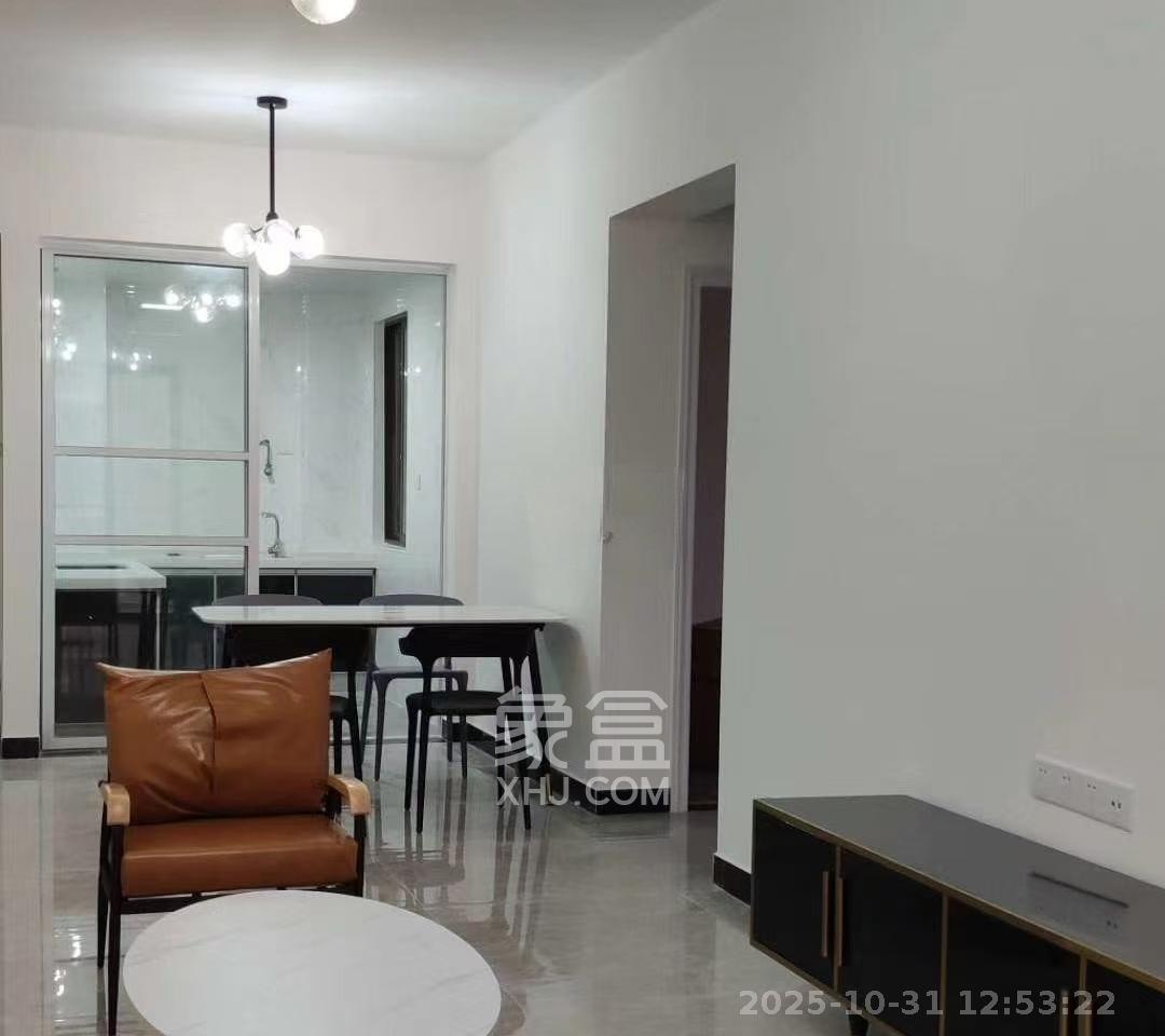 钰龙天下二期（钰龙佳园）  2室2厅1卫    1900.0元/月室内图