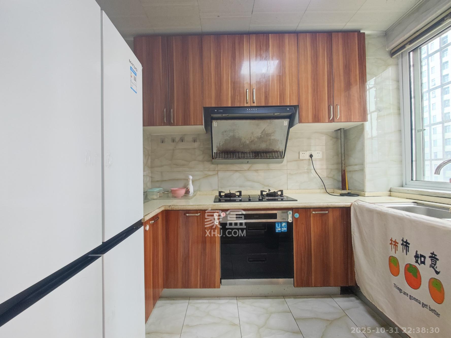 湘府十城（汇财御景湾新寓,汇财国际）  3室2厅2卫    88.0万厨房