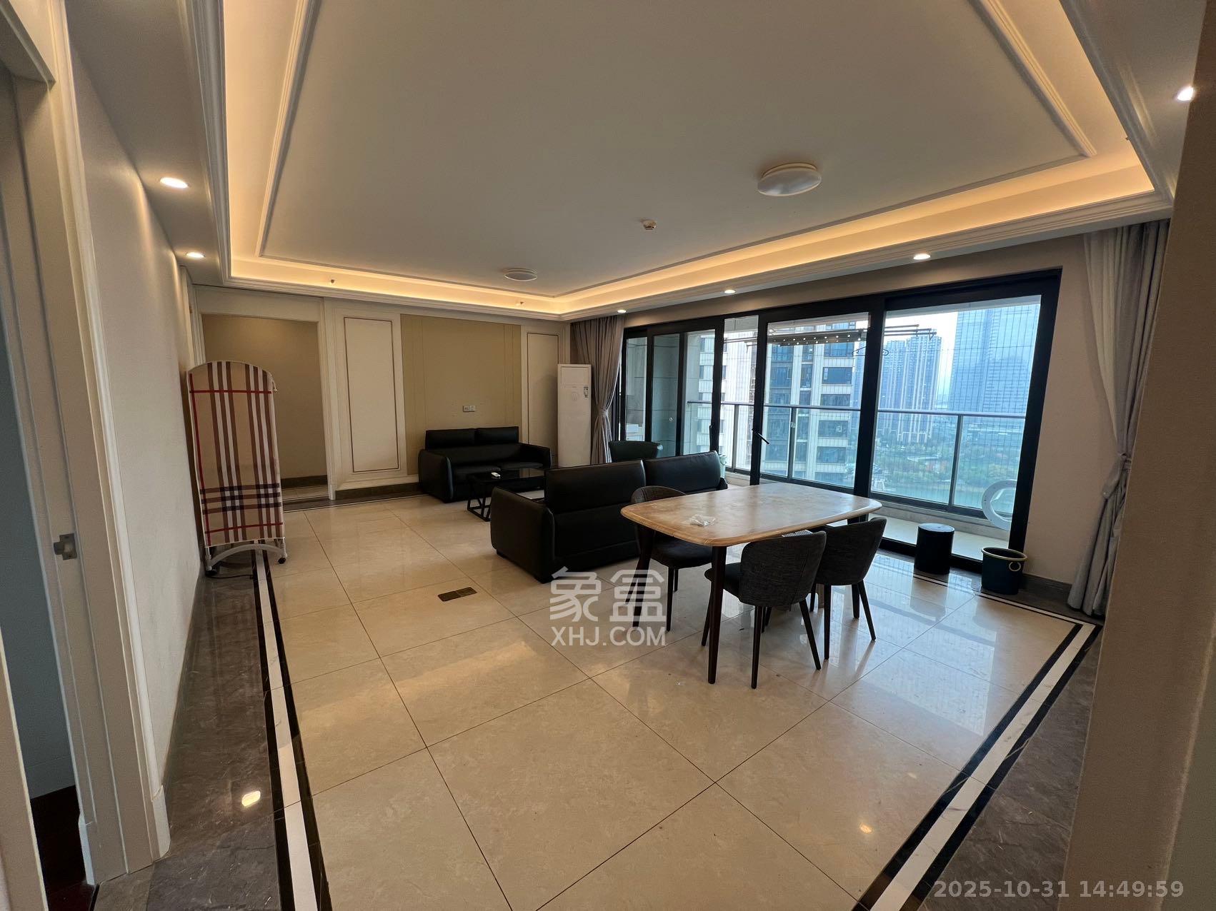 中海梅溪湖壹号  4室2厅2卫    5500.0元/月