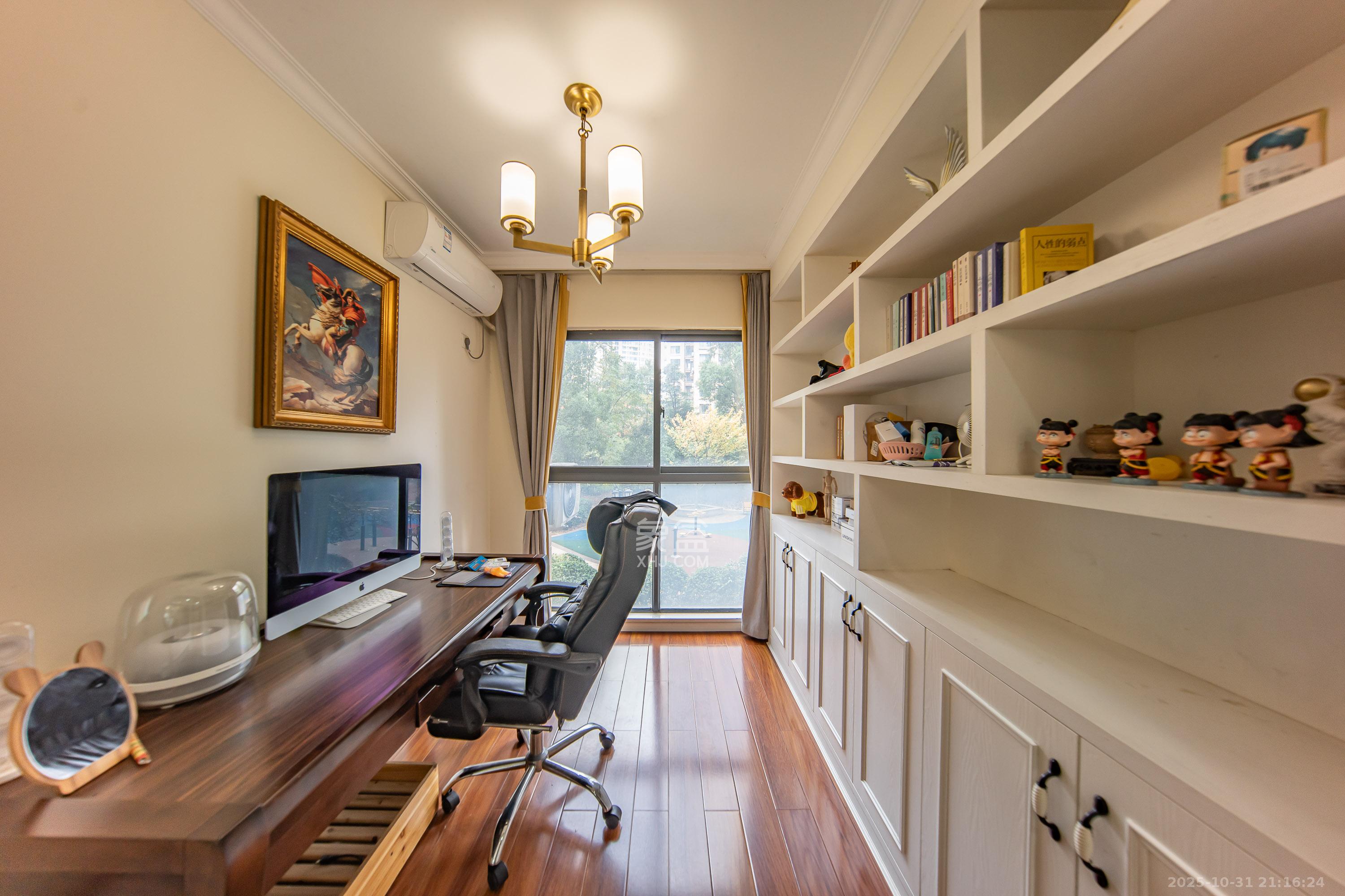 邦盛水岸御园  4室2厅2卫    85.0万 邦盛水岸御园  4室2厅2卫    85.0万卧室