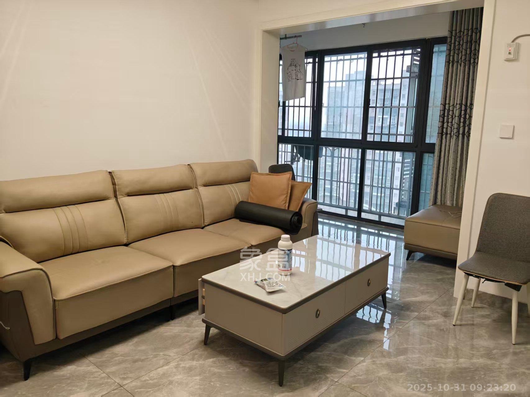 江景阳光  2室2厅1卫    1800.0元/月室内图