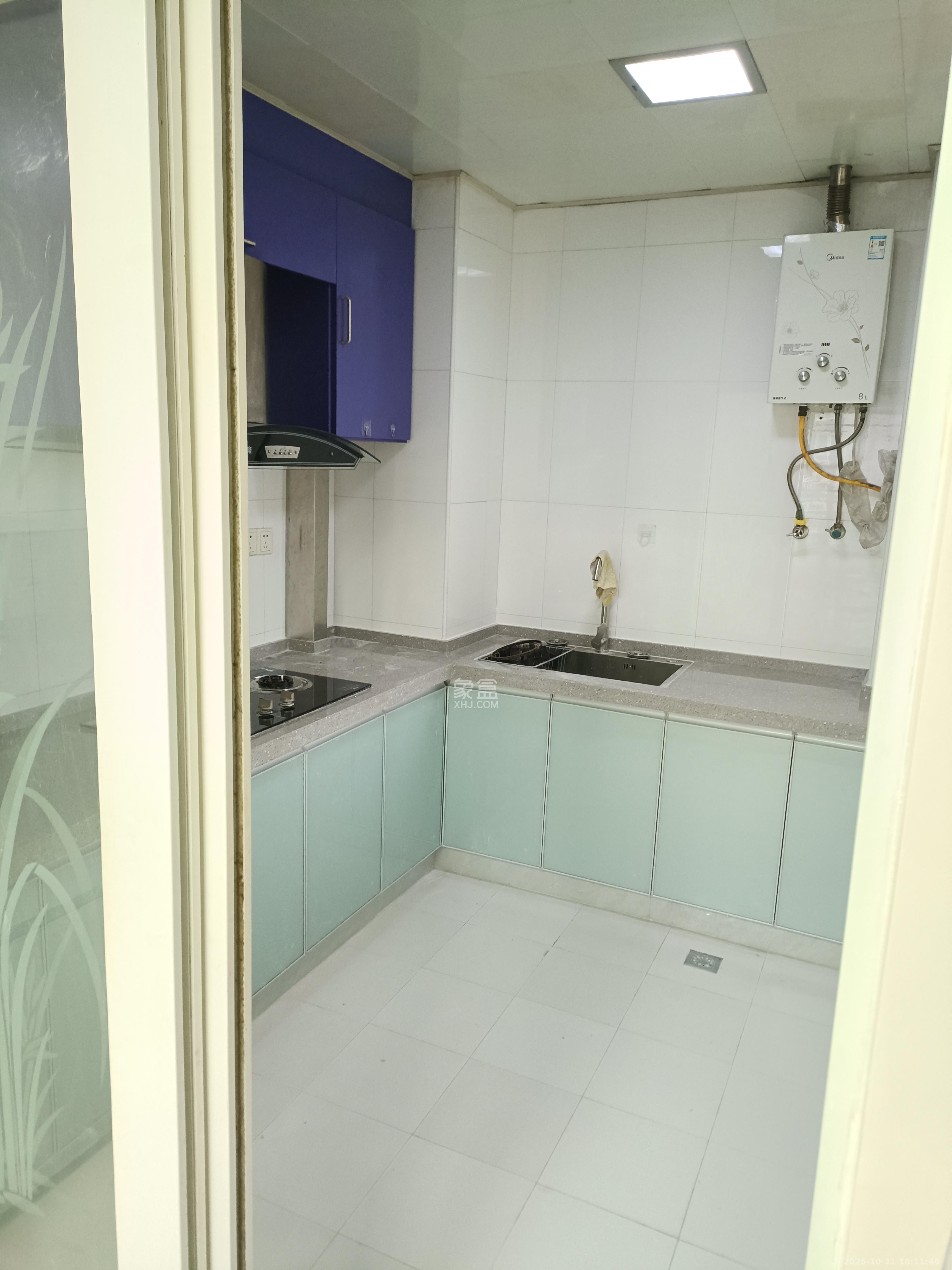 楚天馨苑  2室2厅1卫    1500.0元/月 楚天馨苑  2室2厅1卫    1500.0元/月室内图