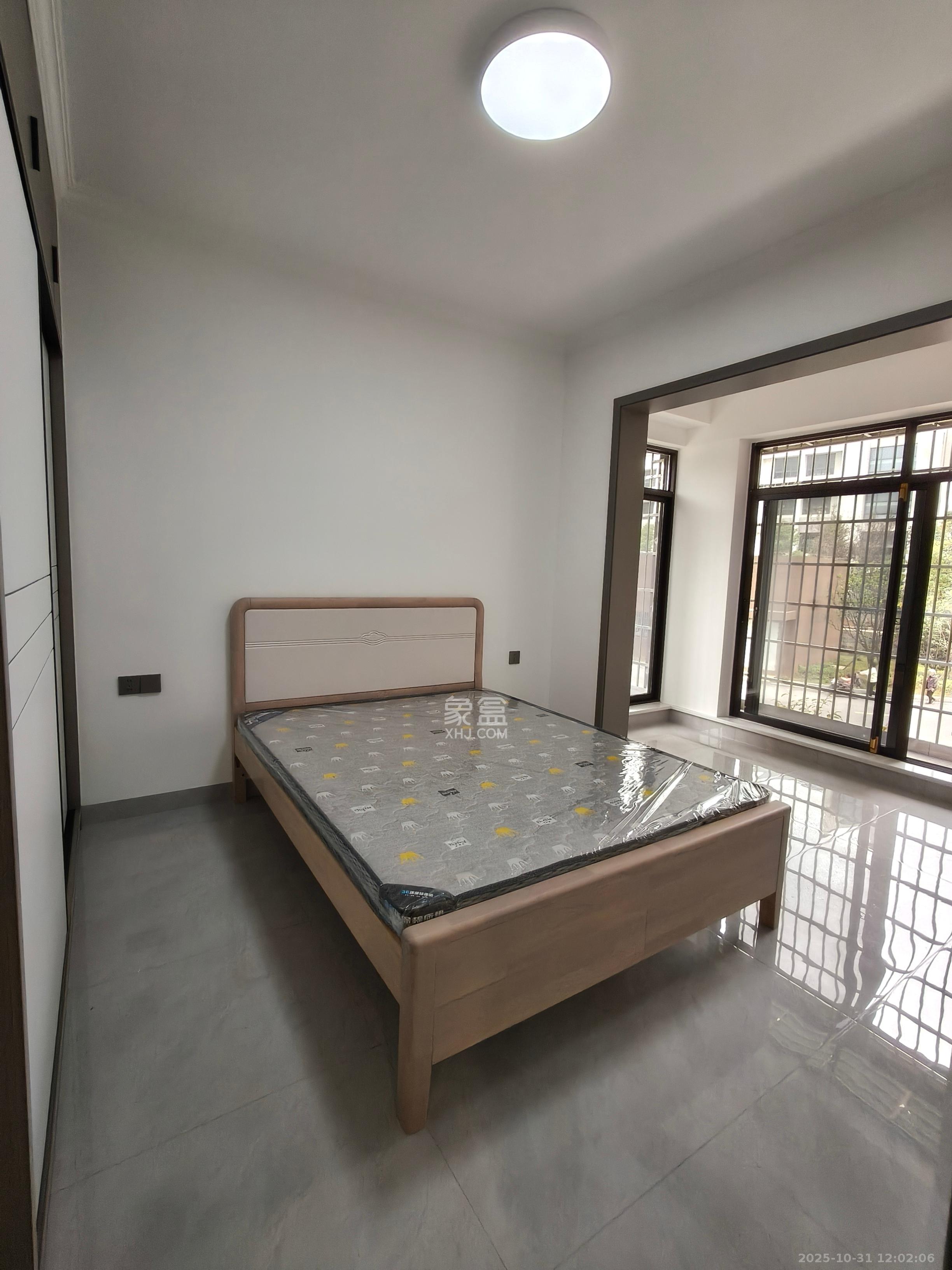 和景家园一期  2室2厅1卫    1850.0元/月室内图