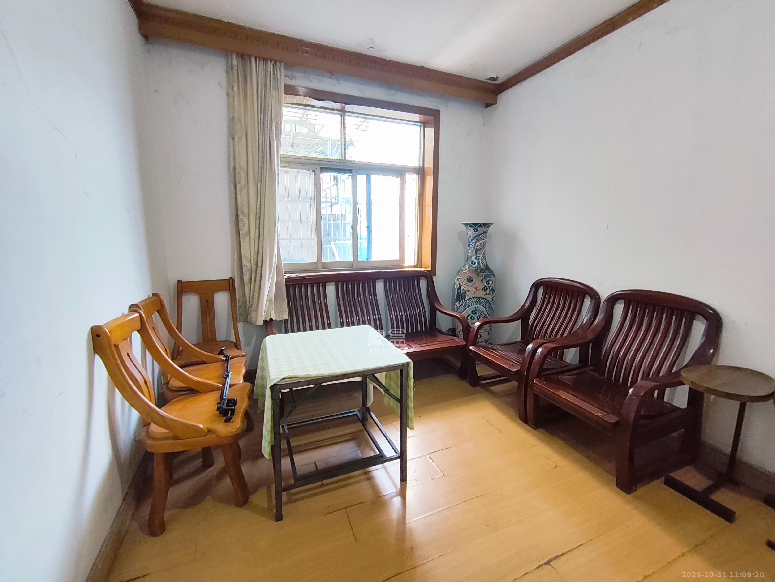 天心游路散盘  2室1厅1卫    1500.0元/月 天心游路散盘  2室1厅1卫    1500.0元/月室内图