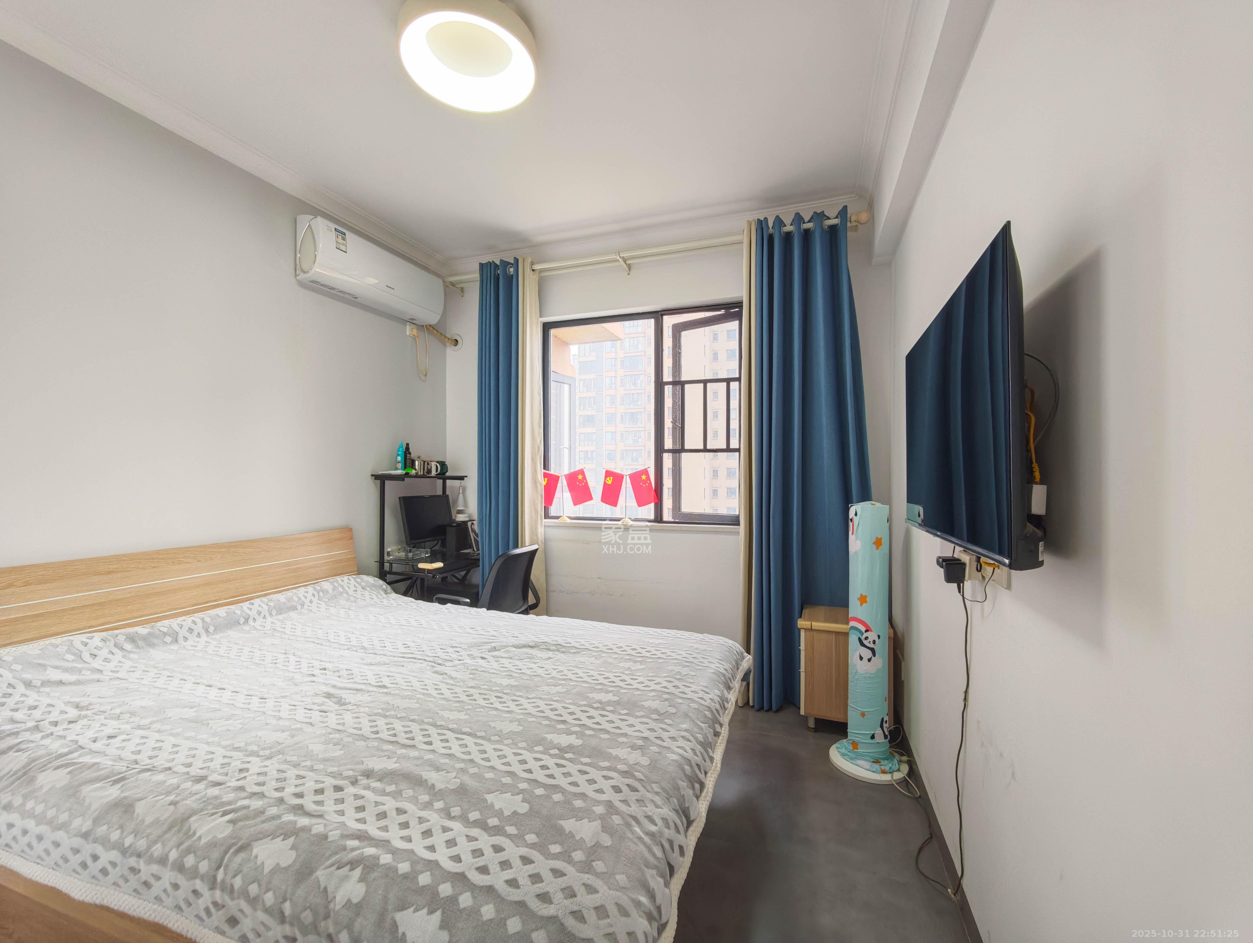 中建嘉和城  3室2厅2卫    113.5万卧室