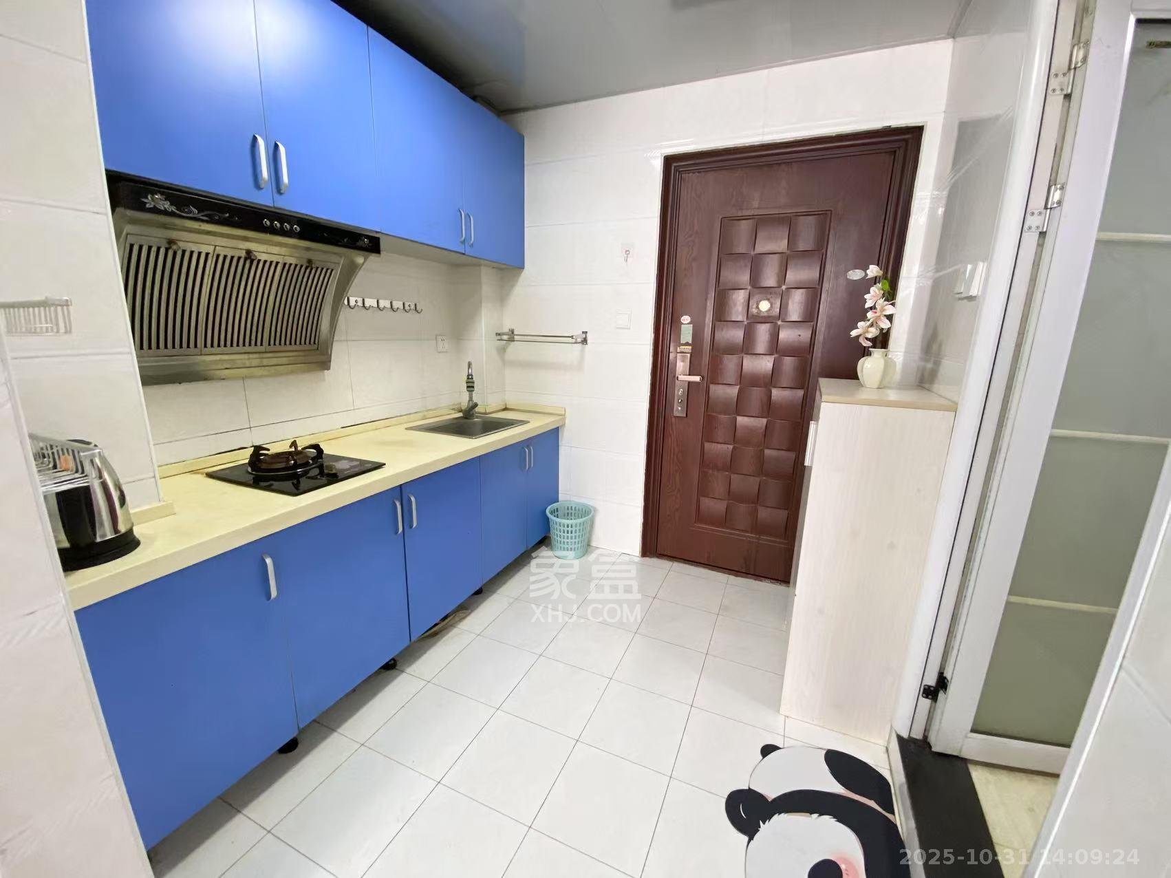 剑桥名门  1室1厅1卫    1300.0元/月室内图