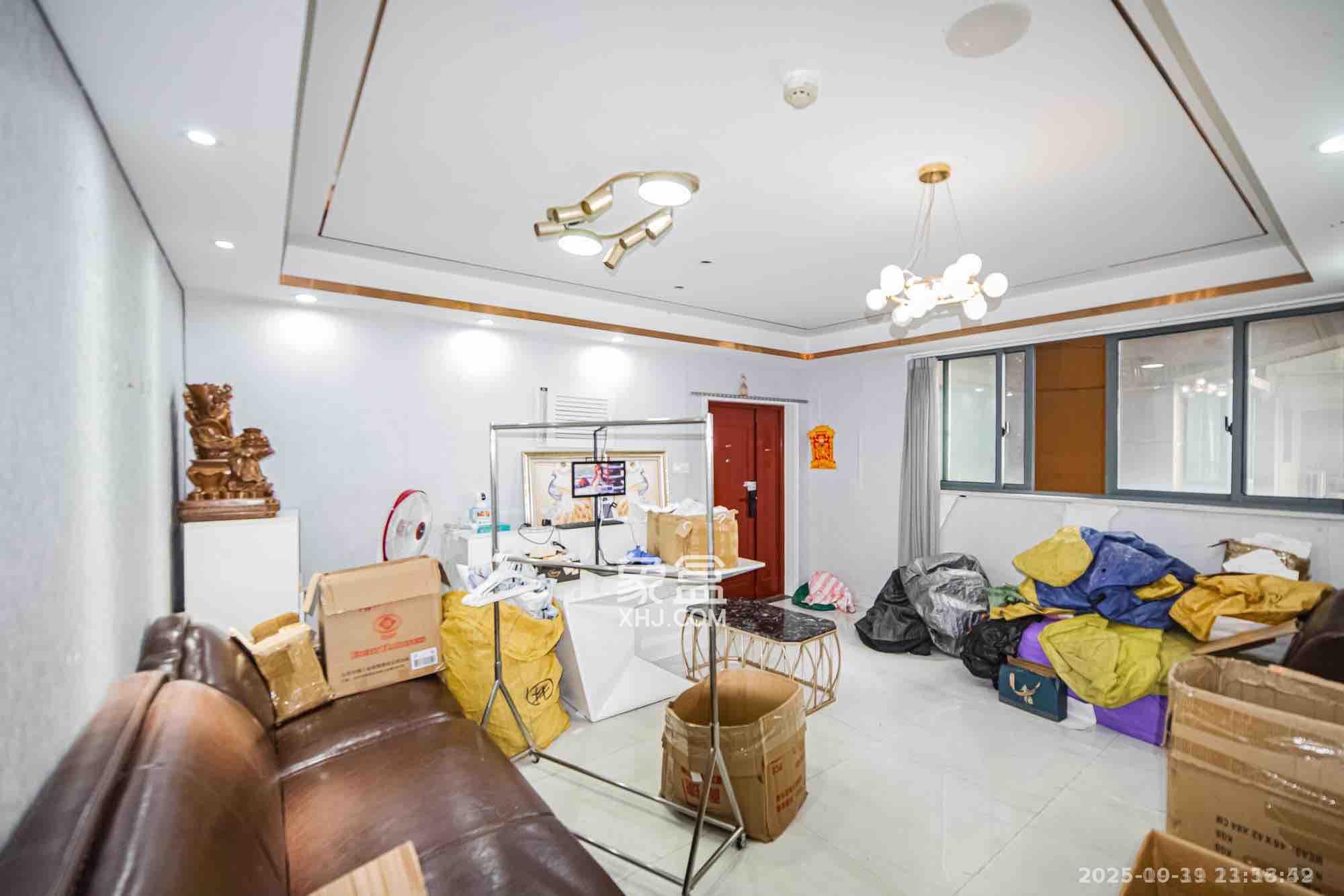 湘江世纪城富湾国际  4室2厅2卫    8000.0元/月室内图