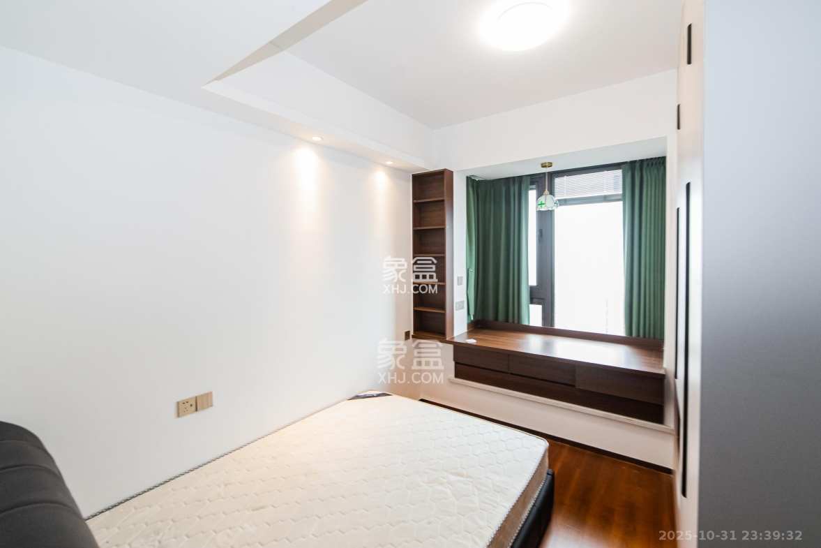 北辰瀚江府  3室2厅2卫    240.0万 北辰瀚江府  3室2厅2卫    240.0万卧室