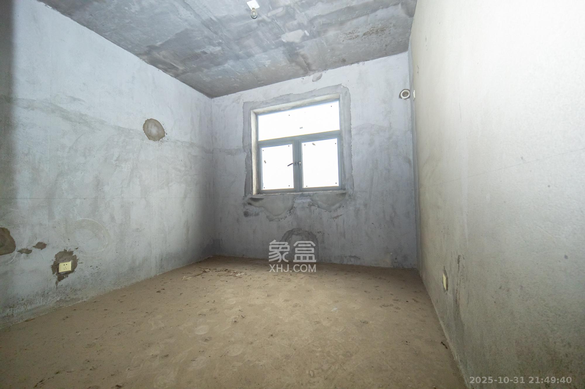 长永佳苑 3室2厅1卫 32.8万 长永佳苑 3室2厅1卫 32.8万卧室