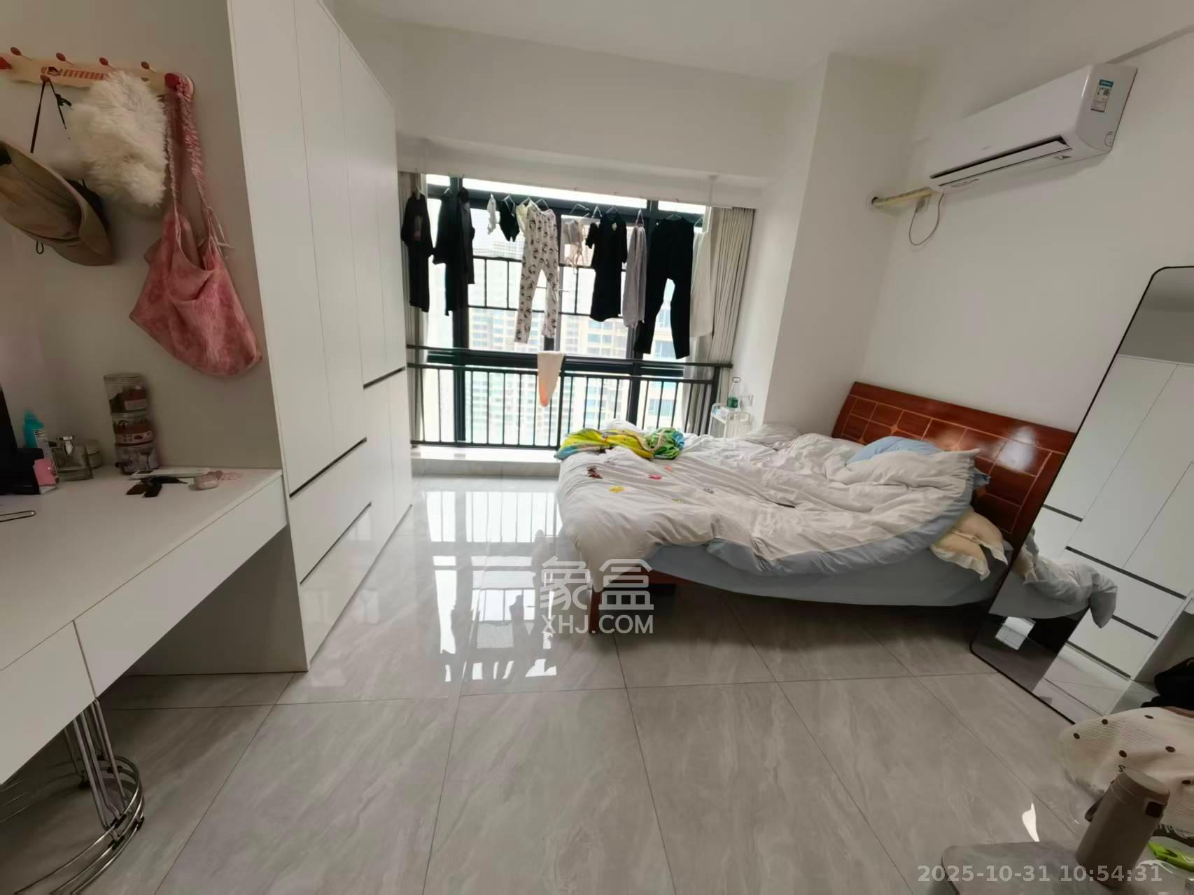 方略城市广场  1室1厅1卫    1400.0元/月 方略城市广场  1室1厅1卫    1400.0元/月室内图