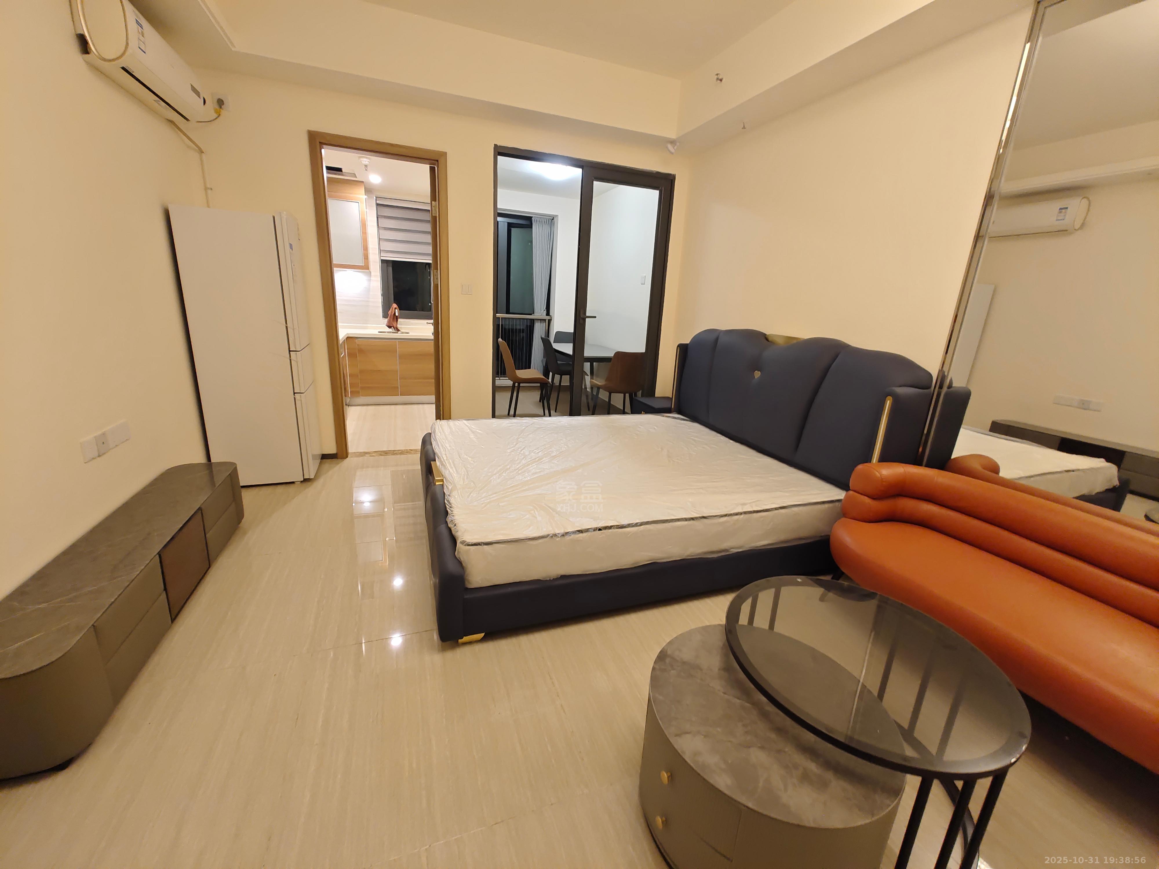 恒大华府 1室1厅1卫 1500.0元/月 恒大华府 1室1厅1卫 1500.0元/月室内图