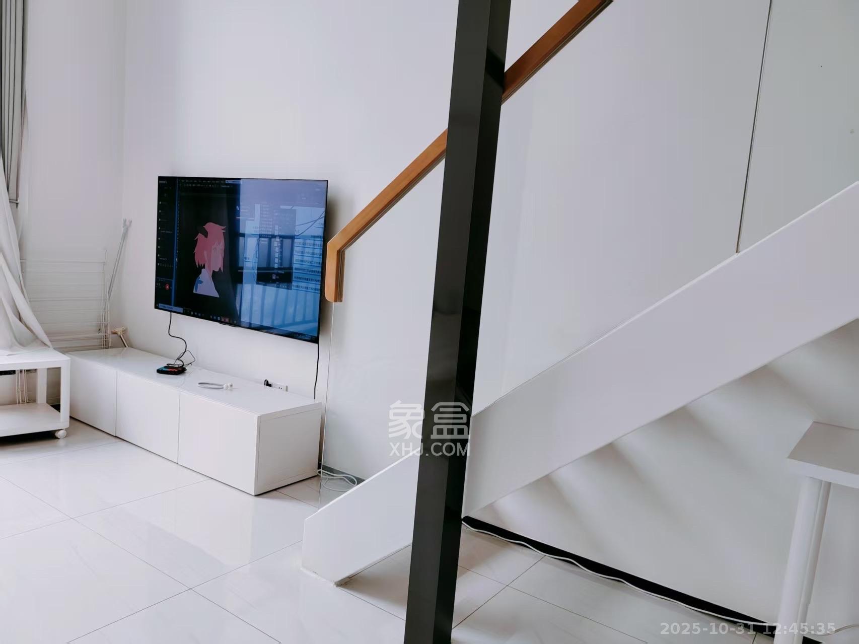 藏珑湖上公馆  1室1厅1卫    3000.0元/月 藏珑湖上公馆  1室1厅1卫    3000.0元/月室内图