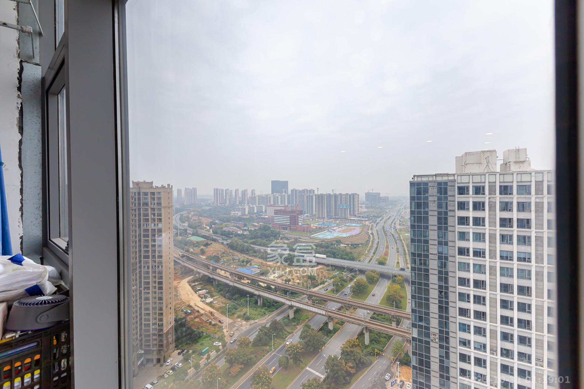 信诚湘江揽月（至善美景大厦）  1室1厅1卫    28.8万其他