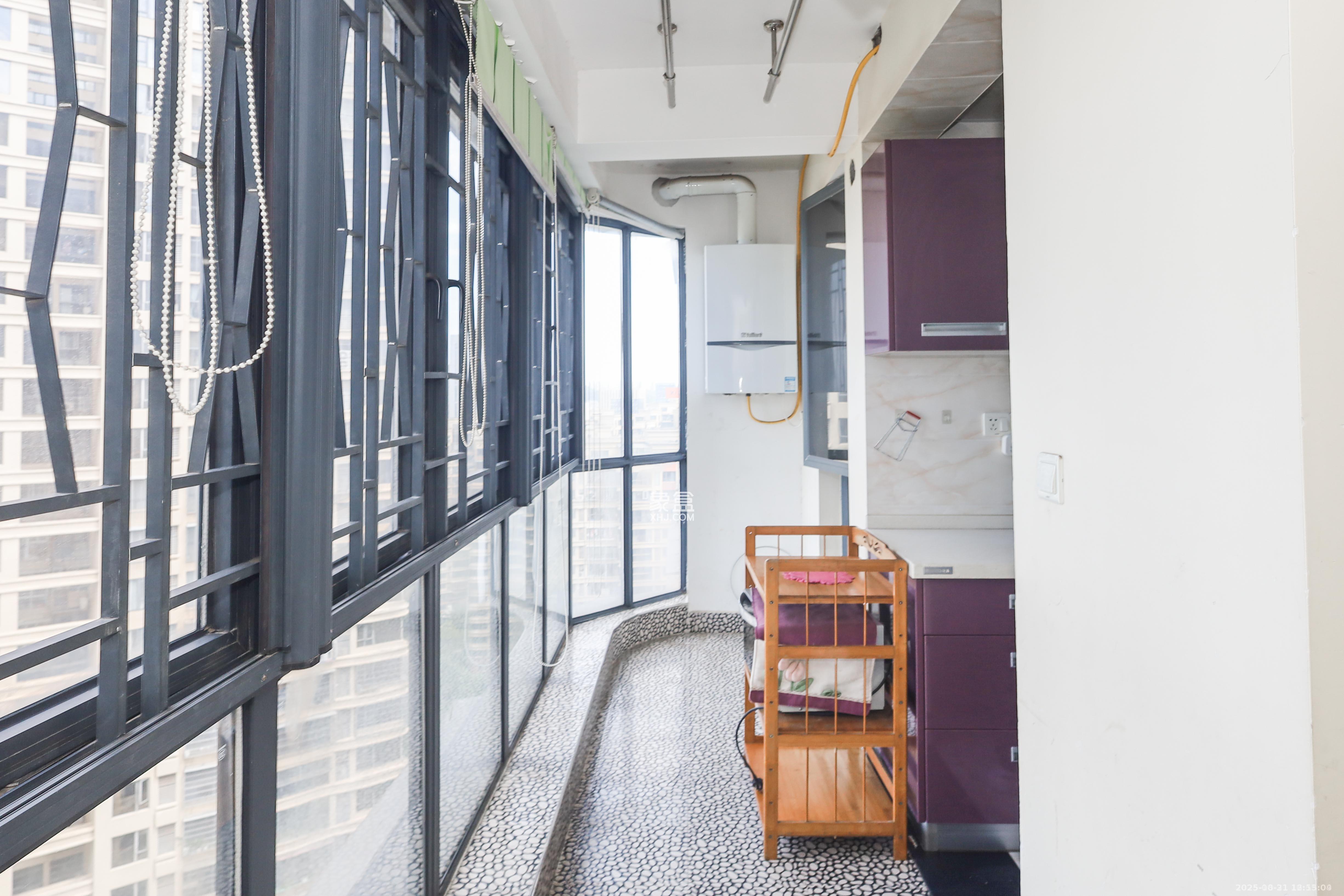 保利麓谷林语C区  4室2厅2卫    3600.0元/月室内图