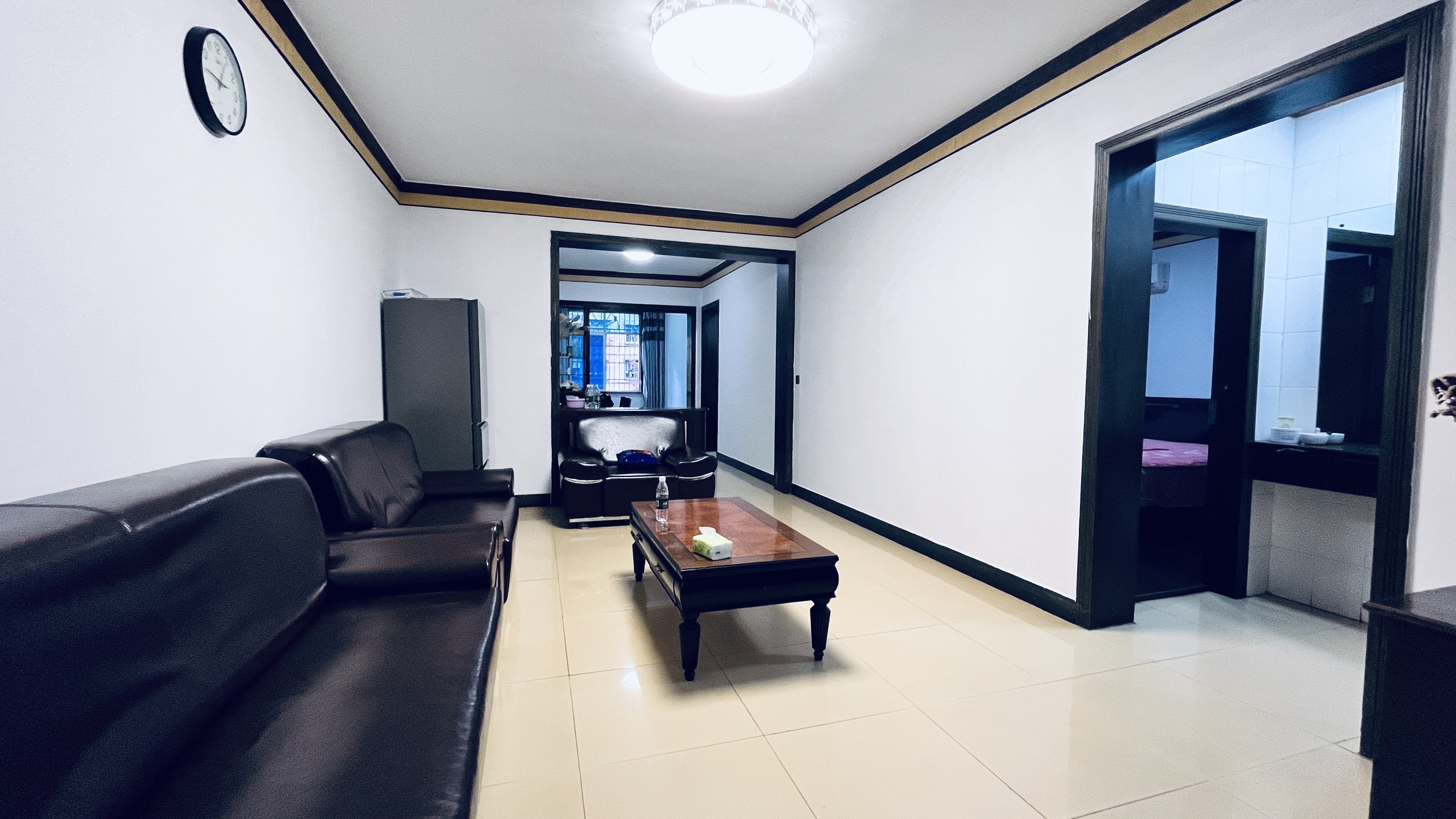 梓山苑小区  3室2厅1卫    1200.0元/月