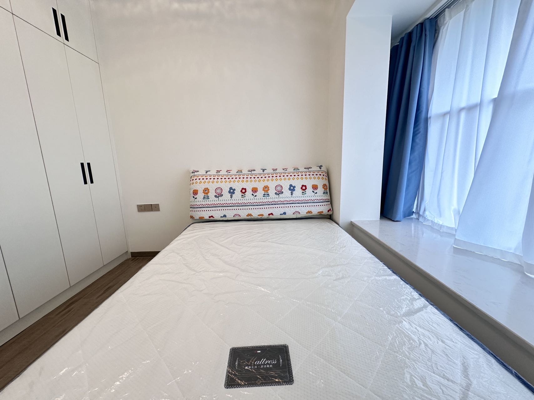 金龙城市广场二期  2室1厅1卫    2900.0元/月室内图