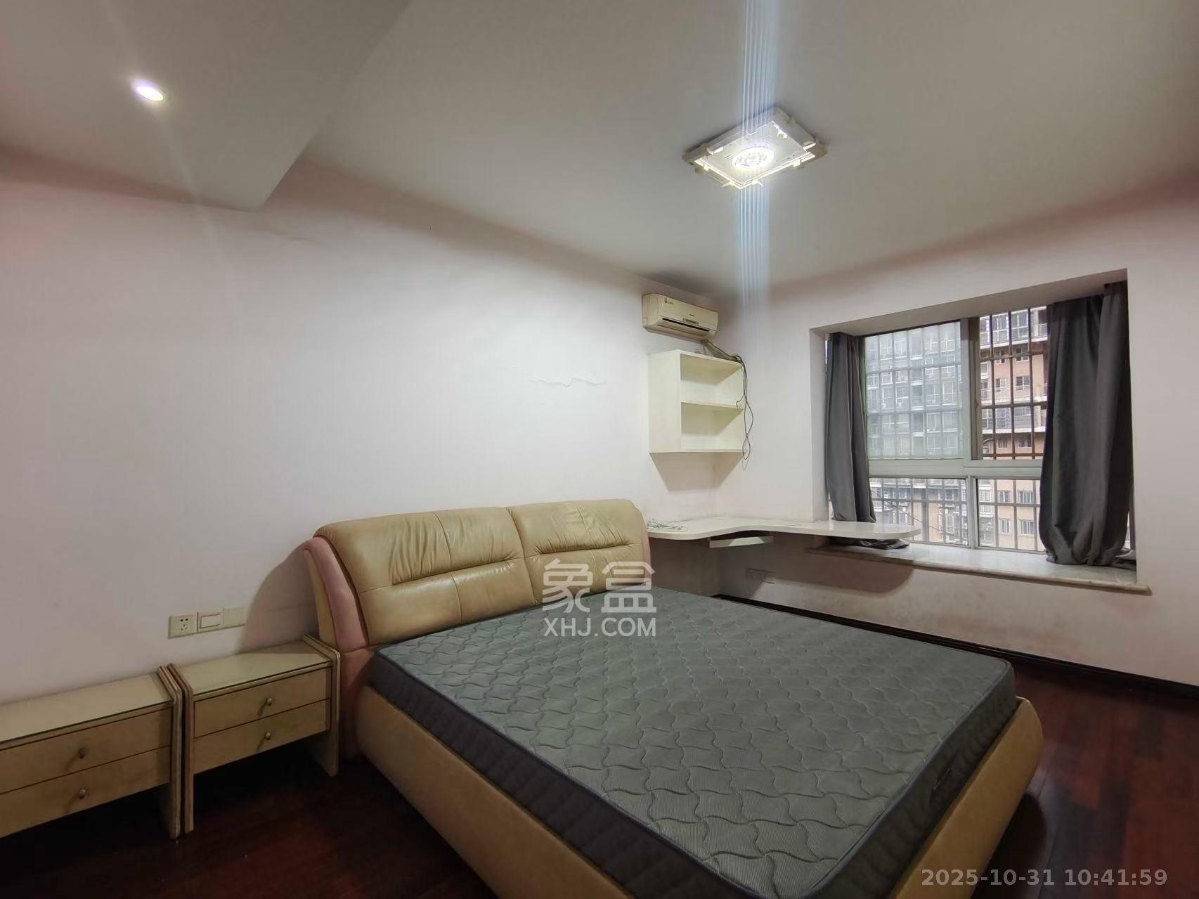 泰禹家园(彩云之翼家园一期、二期、三期) 3室2厅2卫 2000.0元/月 泰禹家园(彩云之翼家园一期、二期、三期) 3室2厅2卫 2000.0元/月室内图