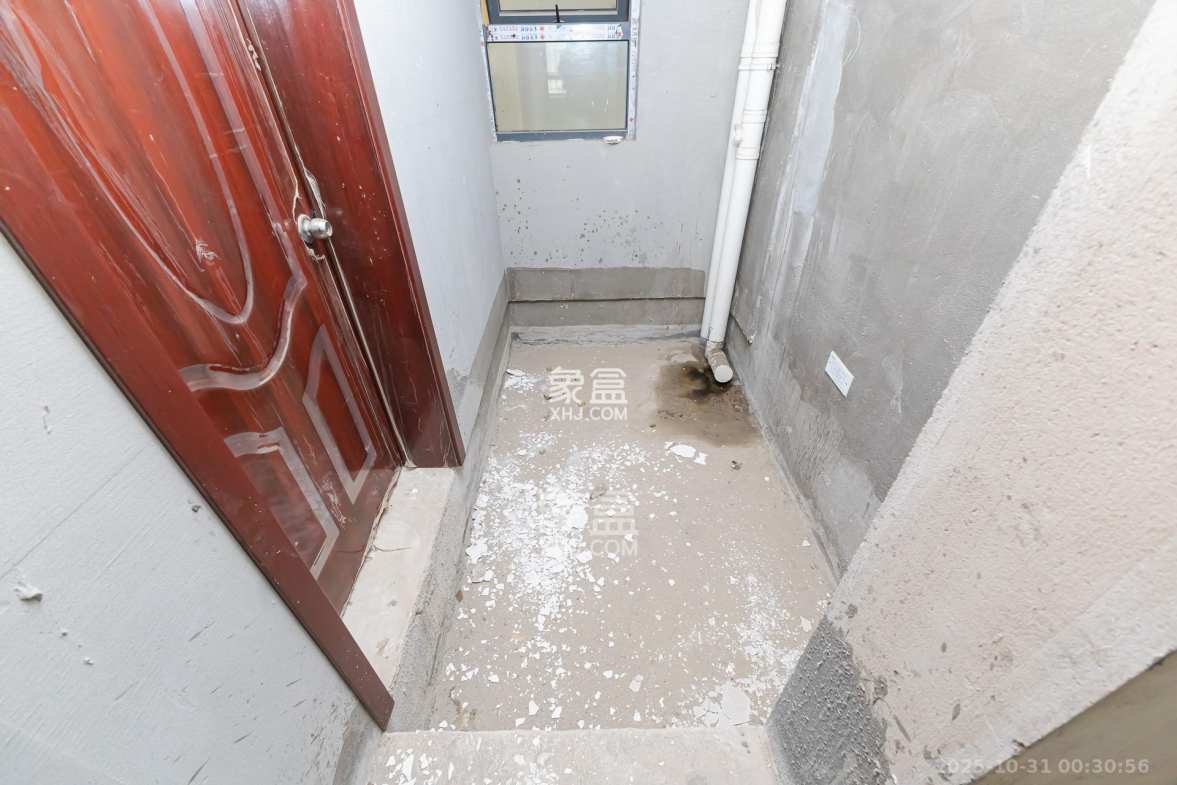 明发阅江悦府  3室2厅1卫    65.8万 明发阅江悦府  3室2厅1卫    65.8万卫生间