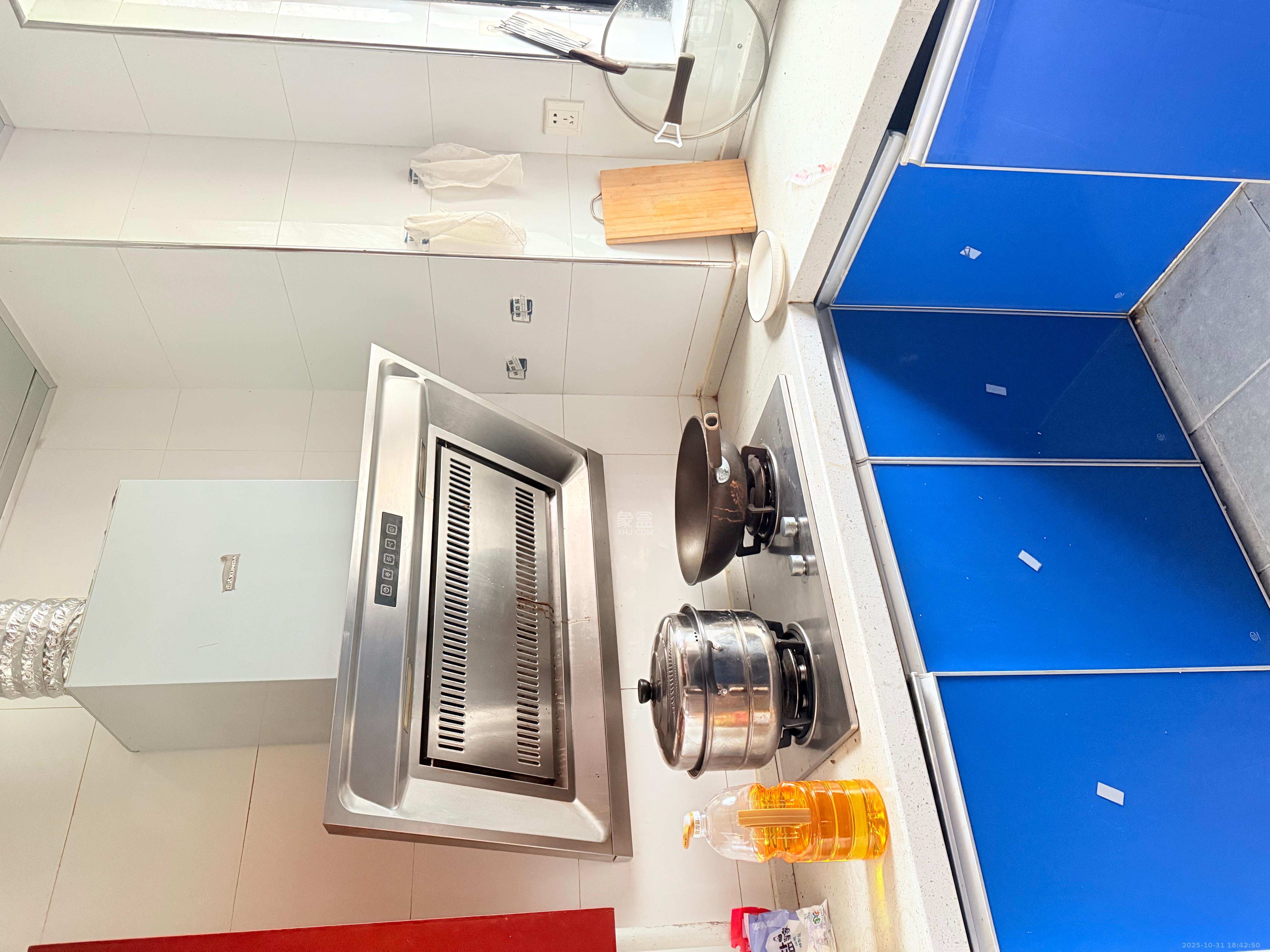 优山美地  3室2厅2卫    2200.0元/月室内图