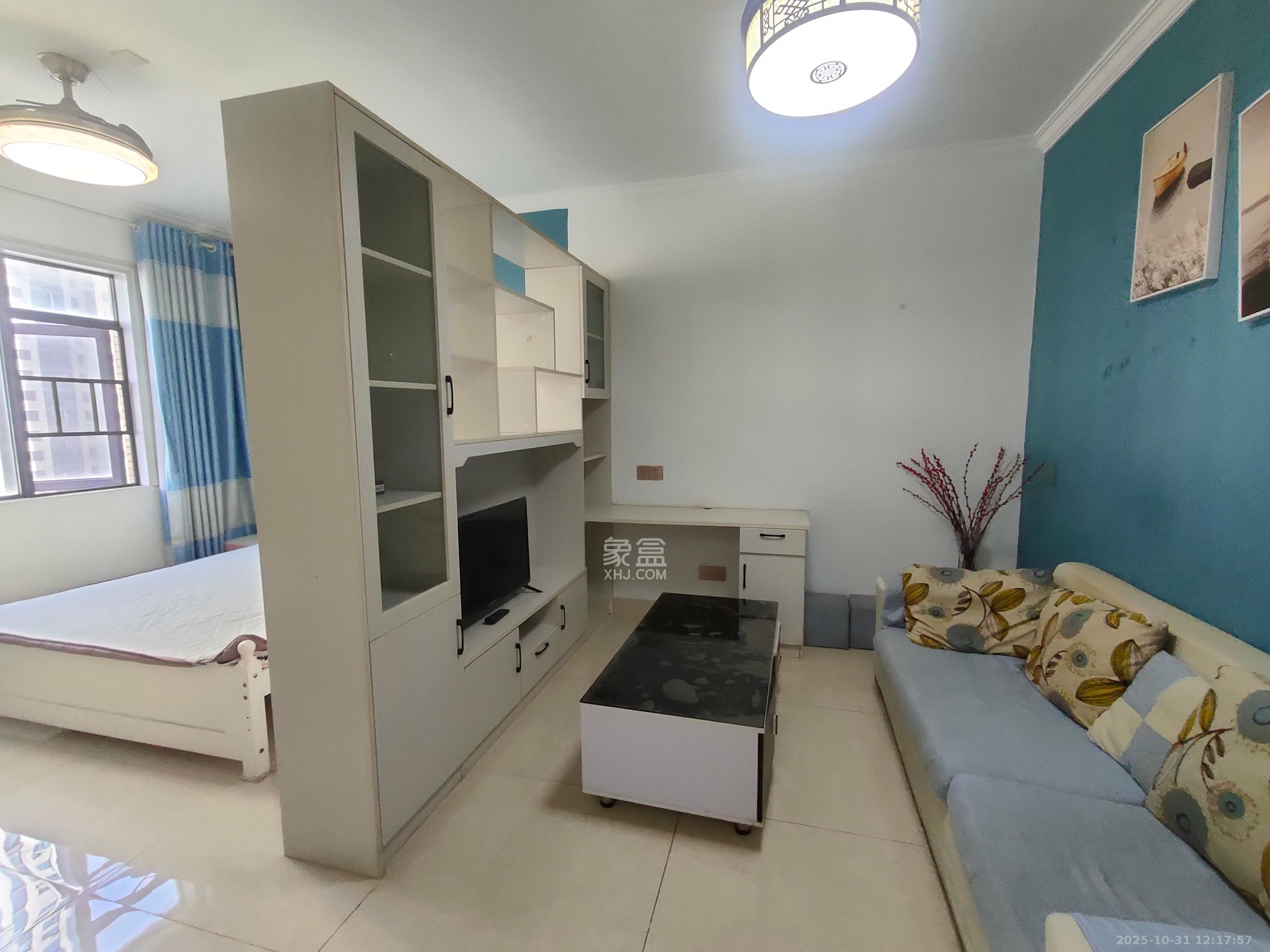 乾源国际  5室1厅3卫    1400.0元/月室内图