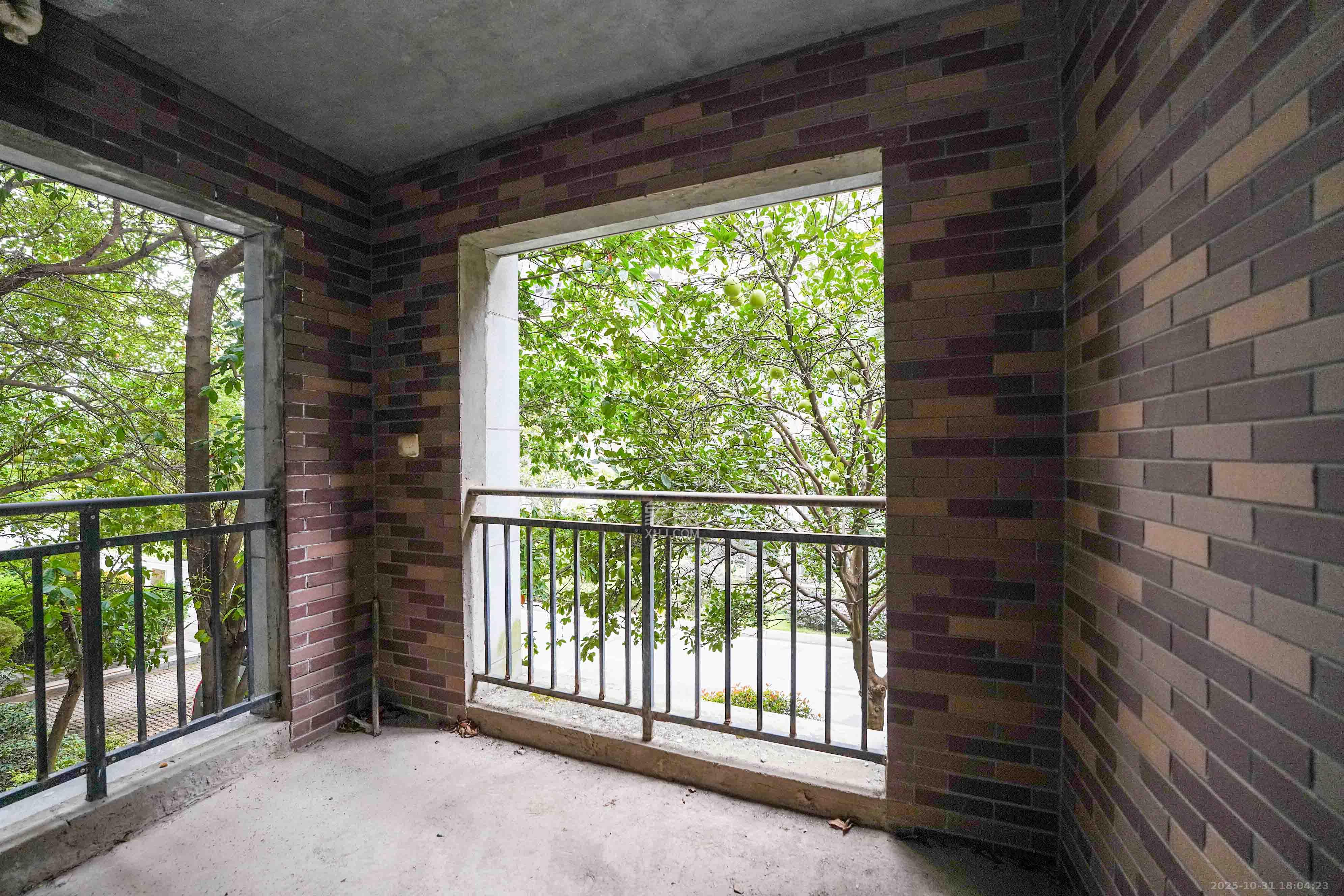 格兰小镇 4室2厅2卫 145.0万 格兰小镇 4室2厅2卫 145.0万其他