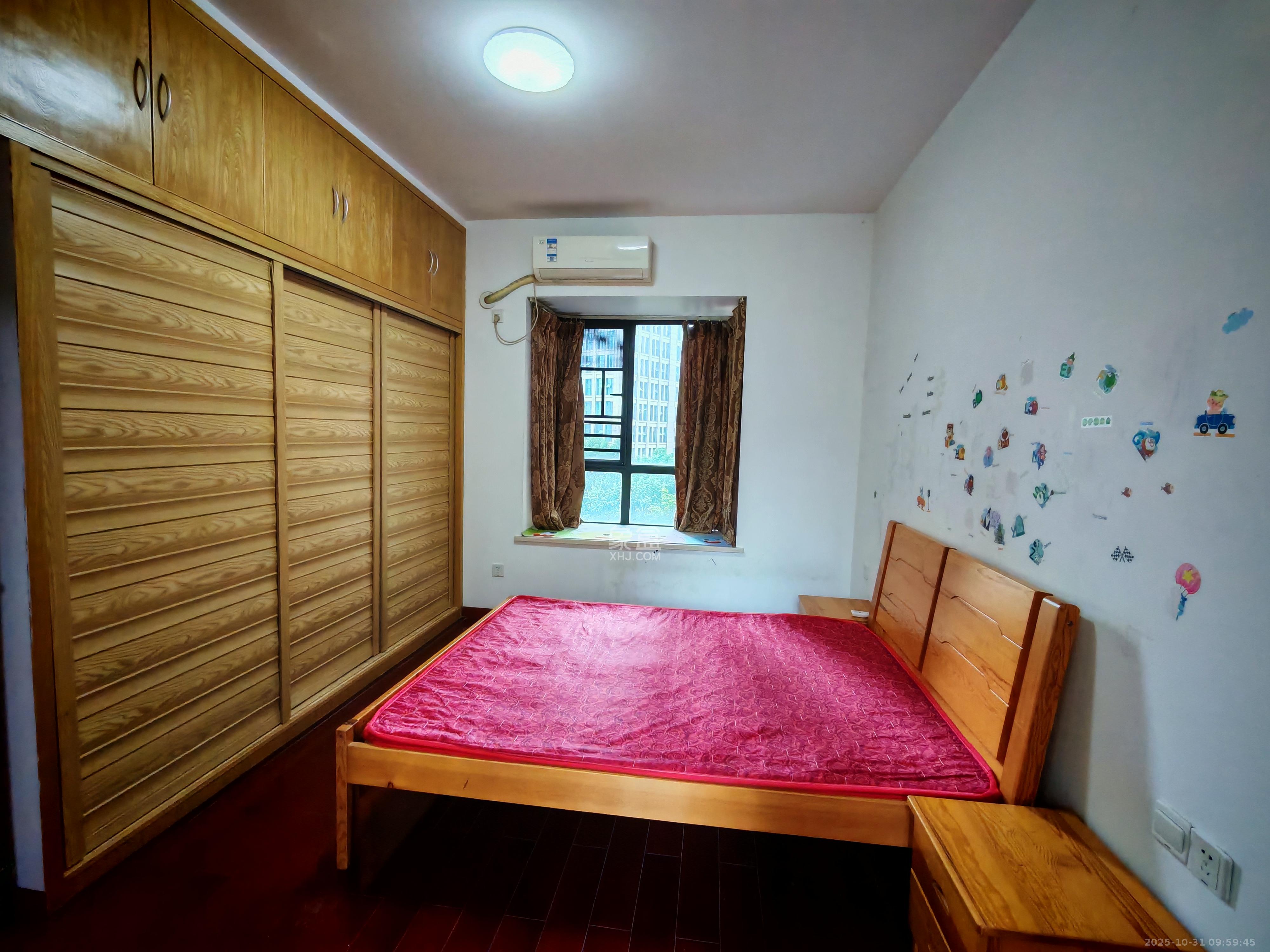 兴威帕克水岸  3室2厅2卫    2100.0元/月室内图