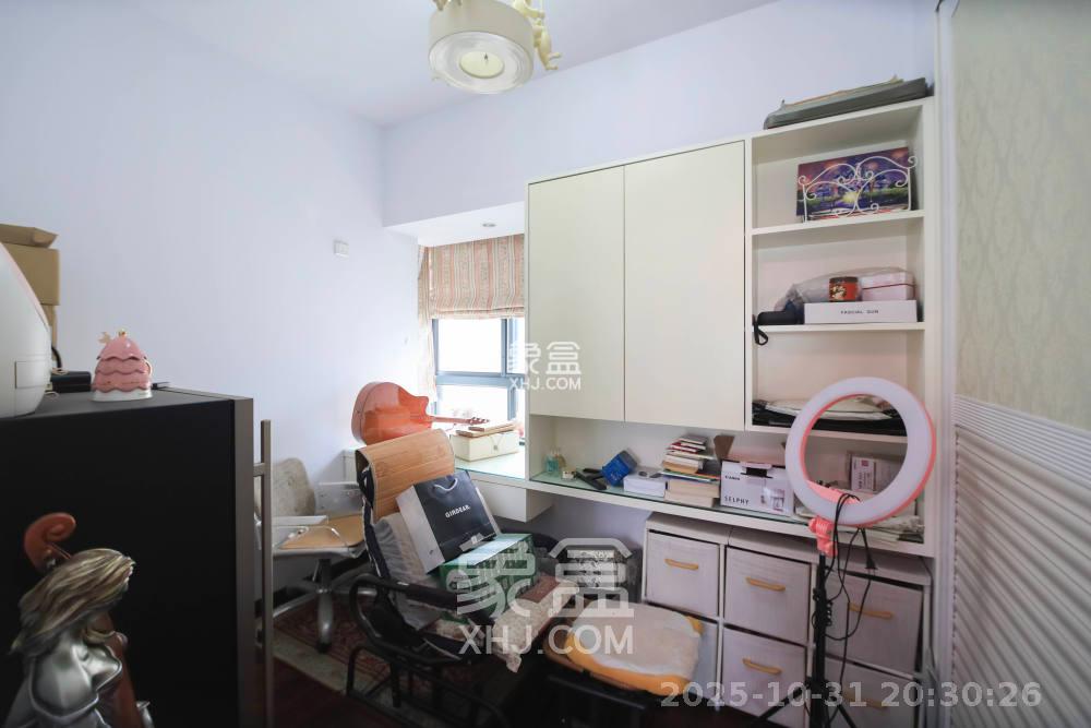 天赐良园  5室2厅2卫    10000.0元/月 天赐良园  5室2厅2卫    10000.0元/月室内图