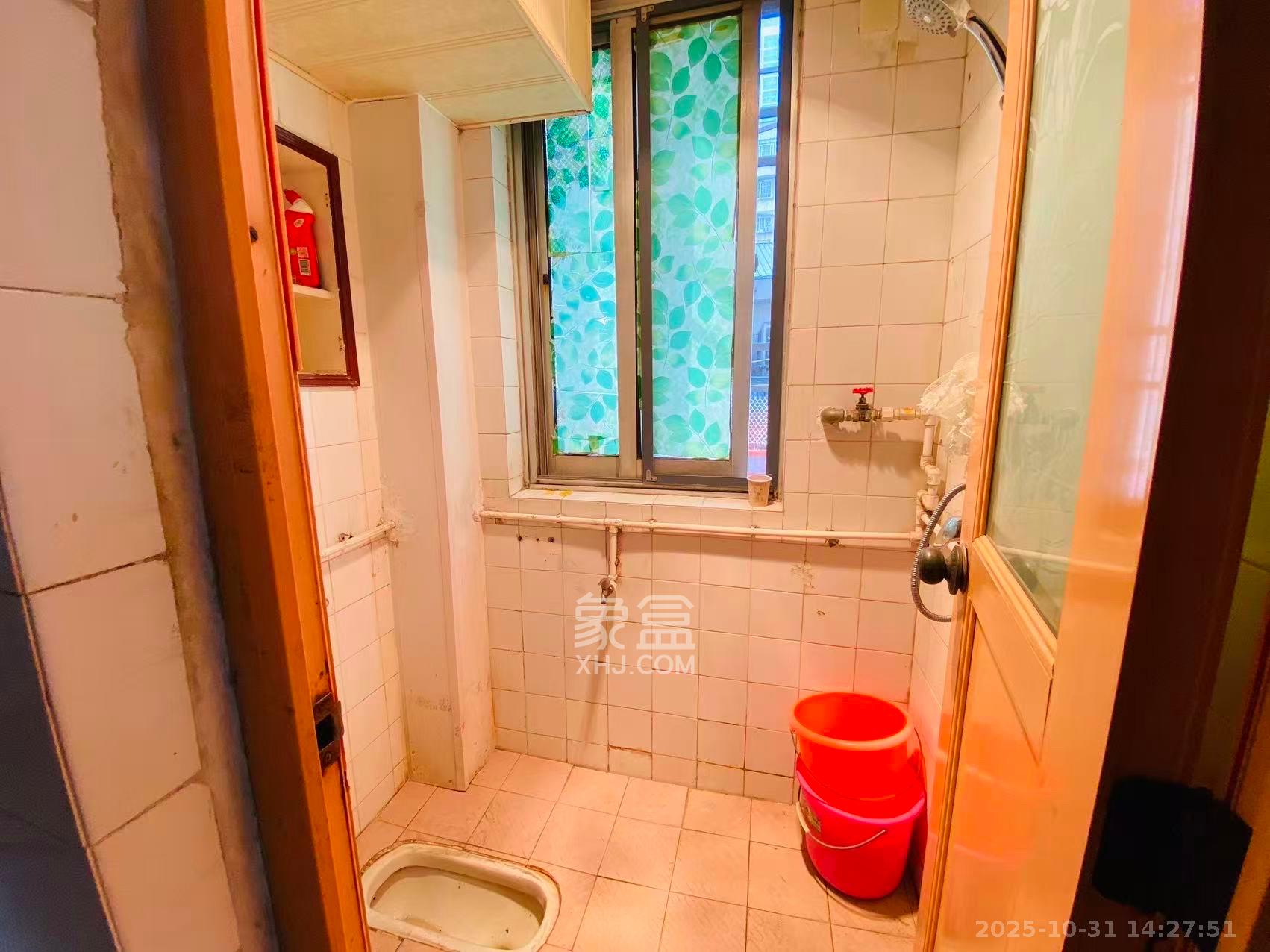 教育局宿舍（坡子街91号）  2室1厅1卫    2500.0元/月室内图