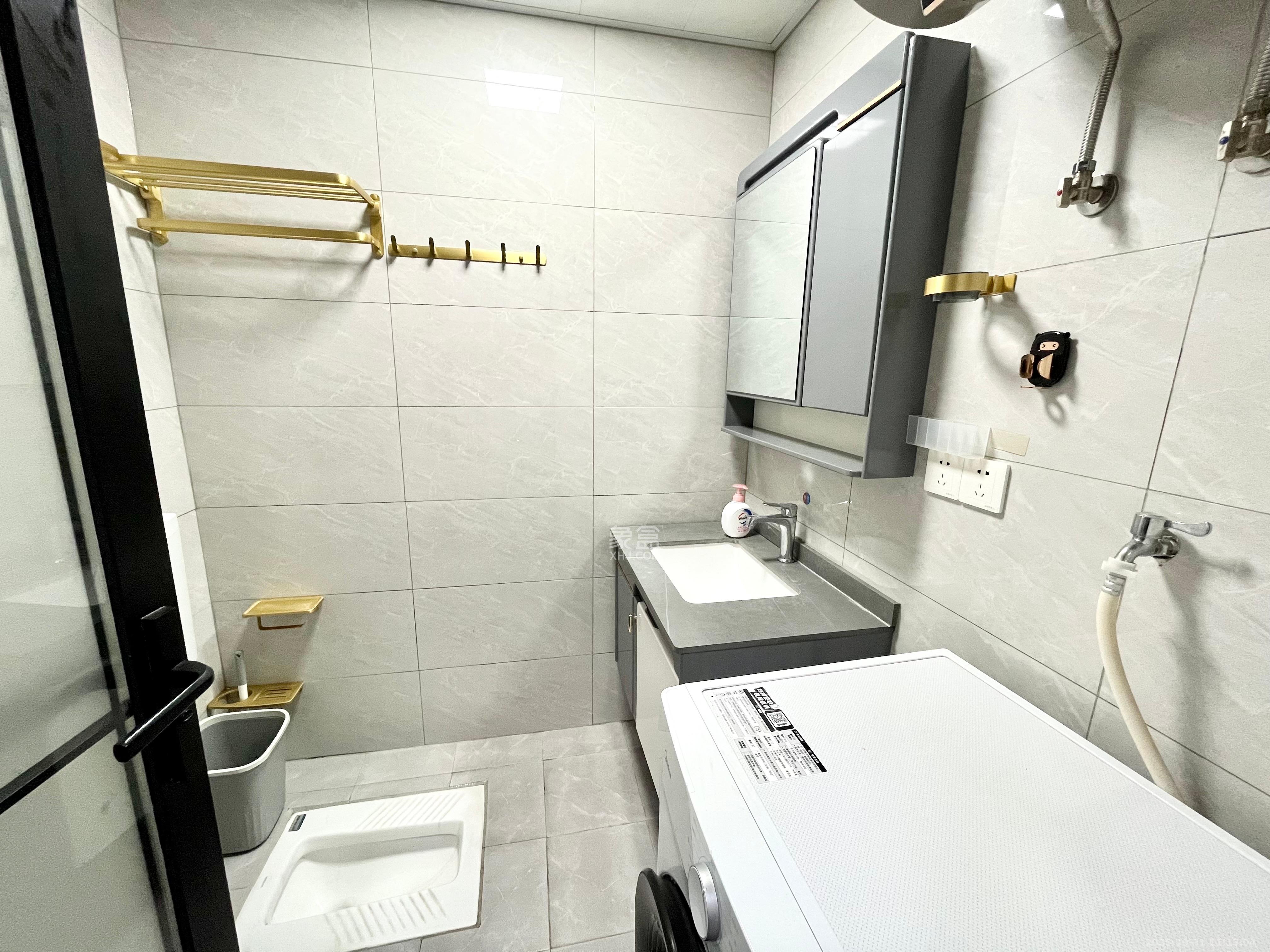 润和国际广场  1室1厅1卫    1800.0元/月室内图