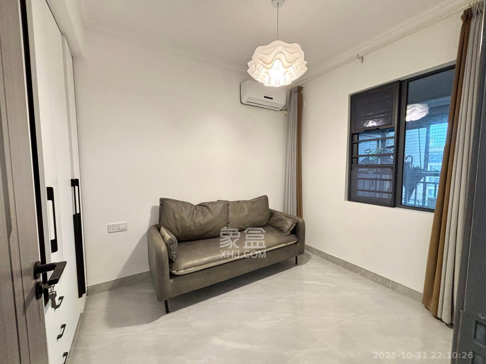 澳海月亮湾  3室2厅1卫    2200.0元/月室内图