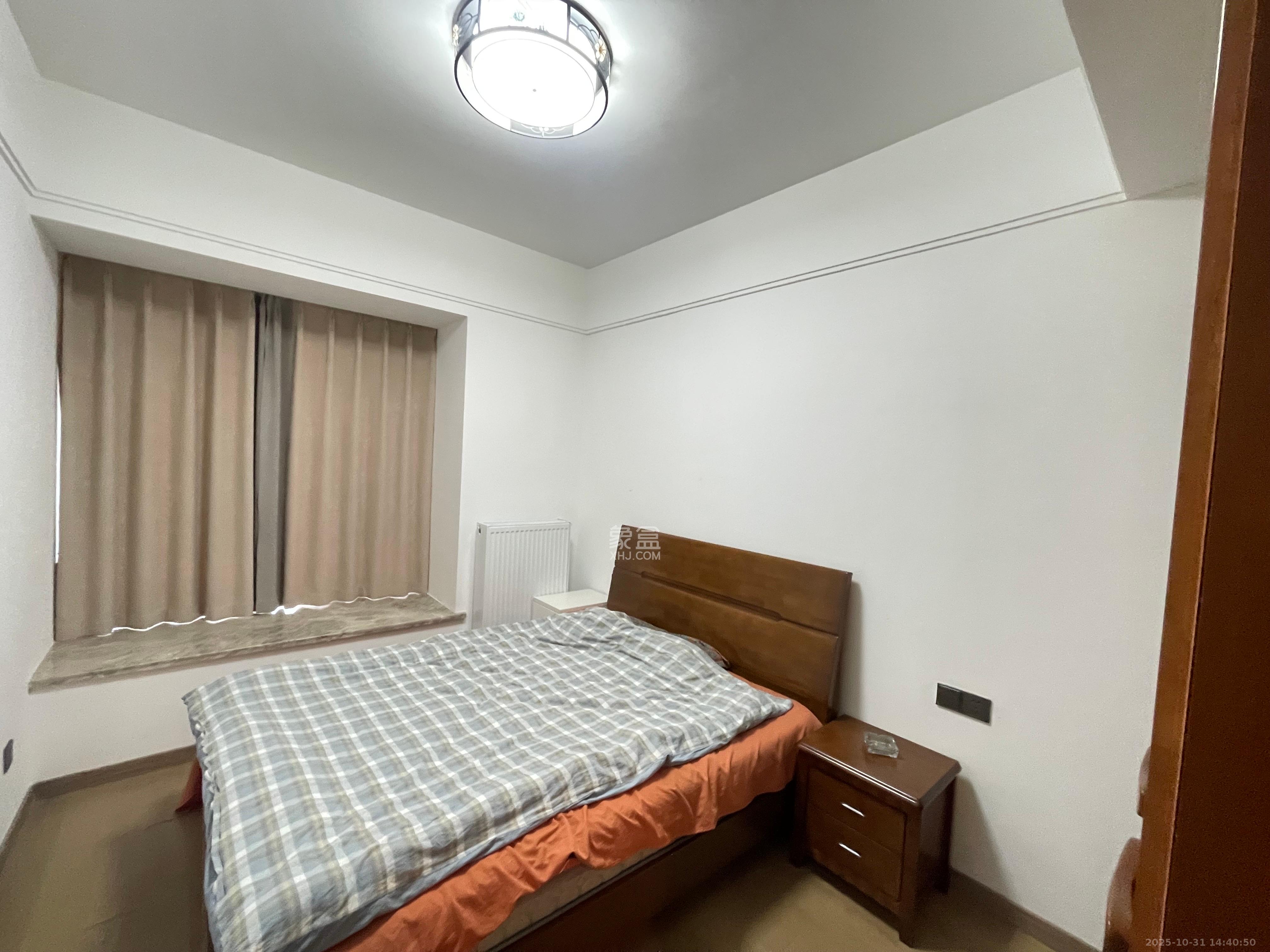 长房星城天地  3室2厅2卫    4500.0元/月室内图