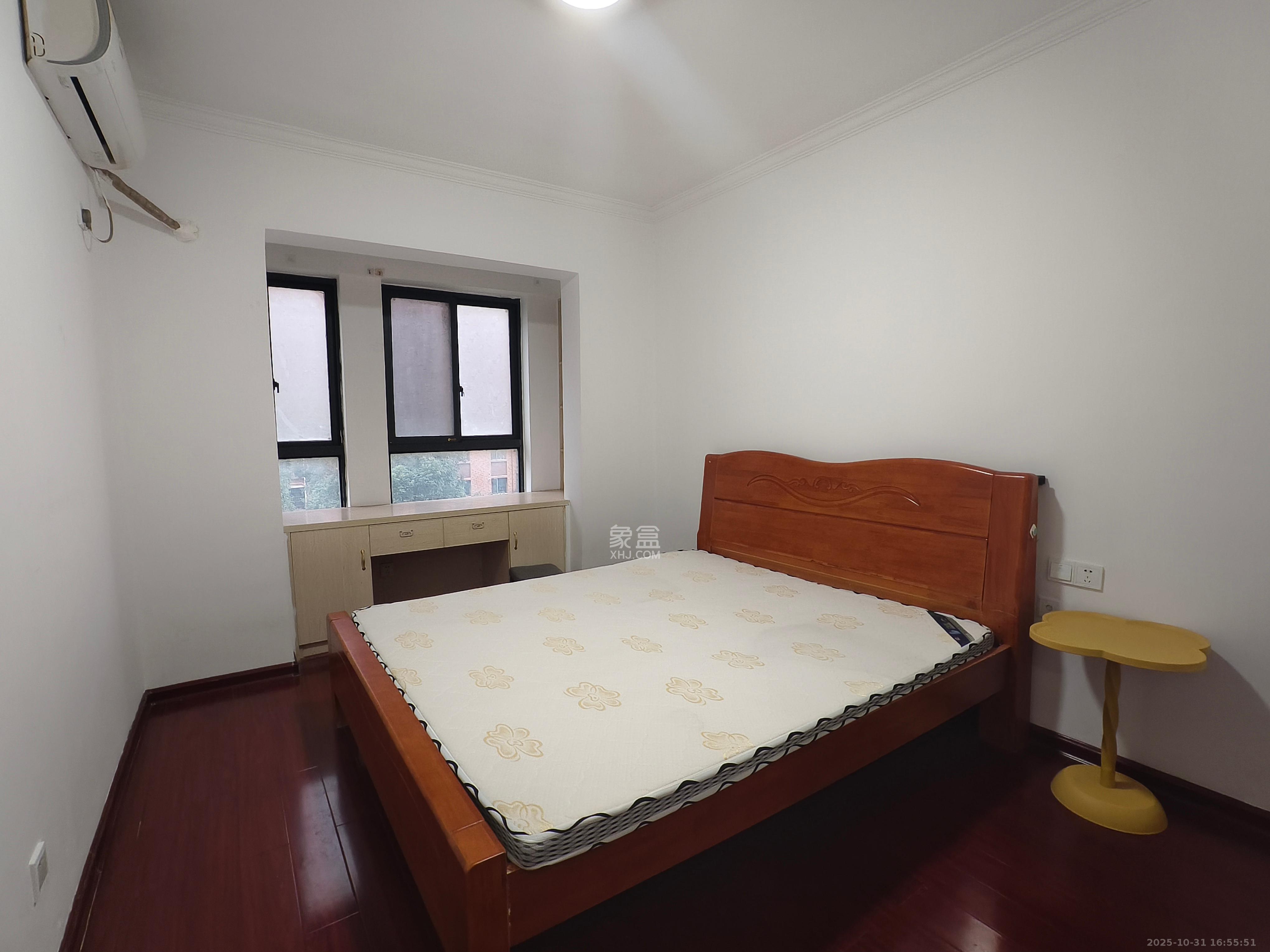 东业上城嘉苑（晟悦国际）  2室2厅1卫    1700.0元/月室内图