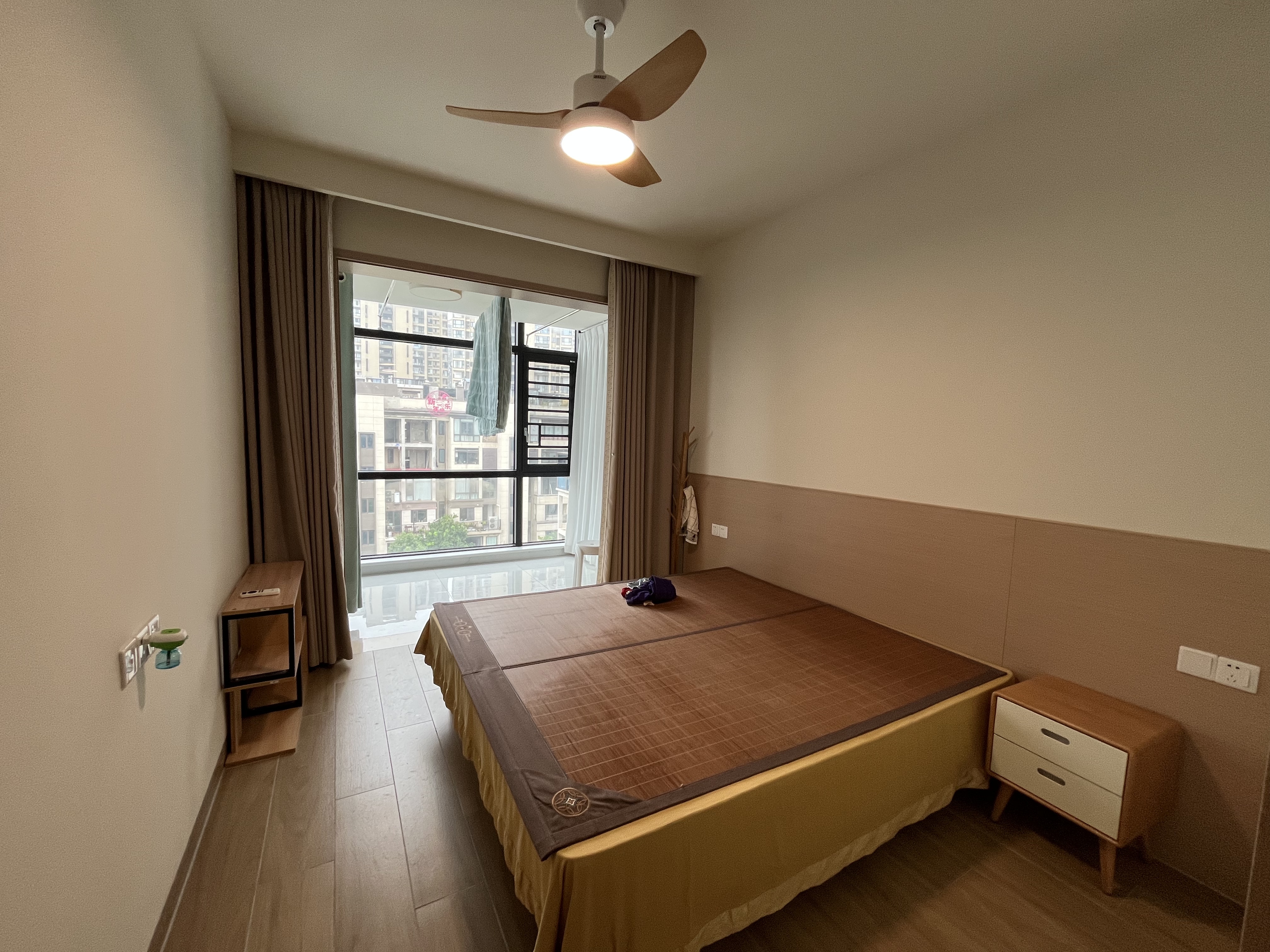 当代尚品苑 1室0厅0卫 182.0万 当代尚品苑 1室0厅0卫 182.0万室内图