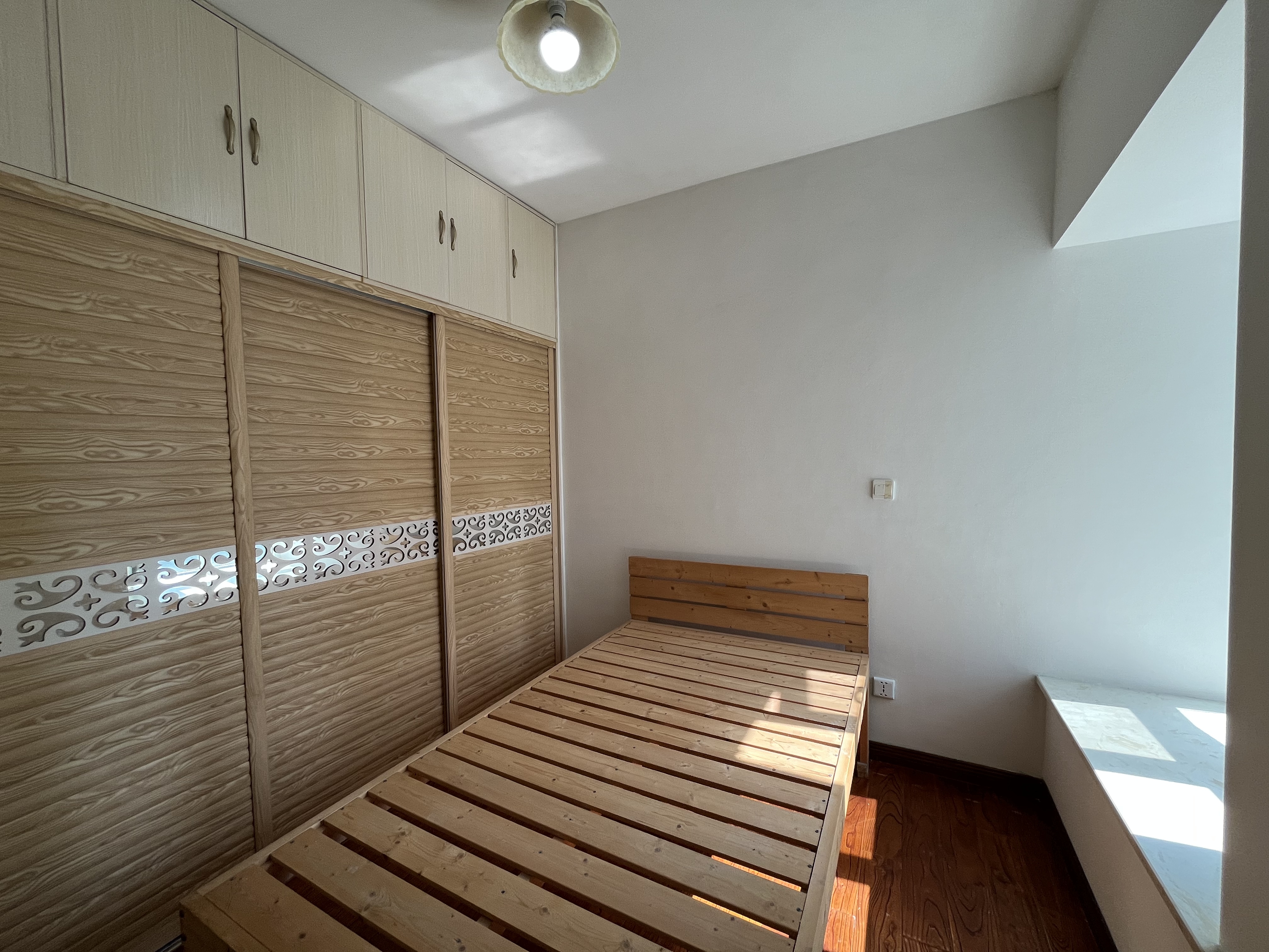 美的城三期  3室2厅1卫    39.8万室内图