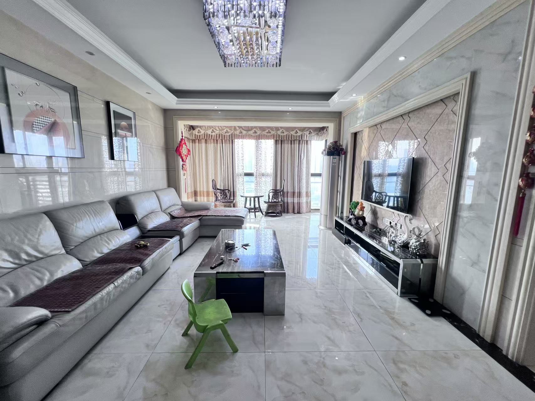 曼哈顿花园 3室2厅2卫 66.8万 曼哈顿花园 3室2厅2卫 66.8万室内图