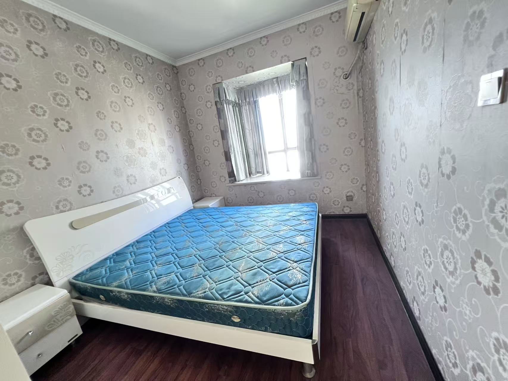 曼哈顿花园 3室2厅2卫 66.8万 曼哈顿花园 3室2厅2卫 66.8万室内图