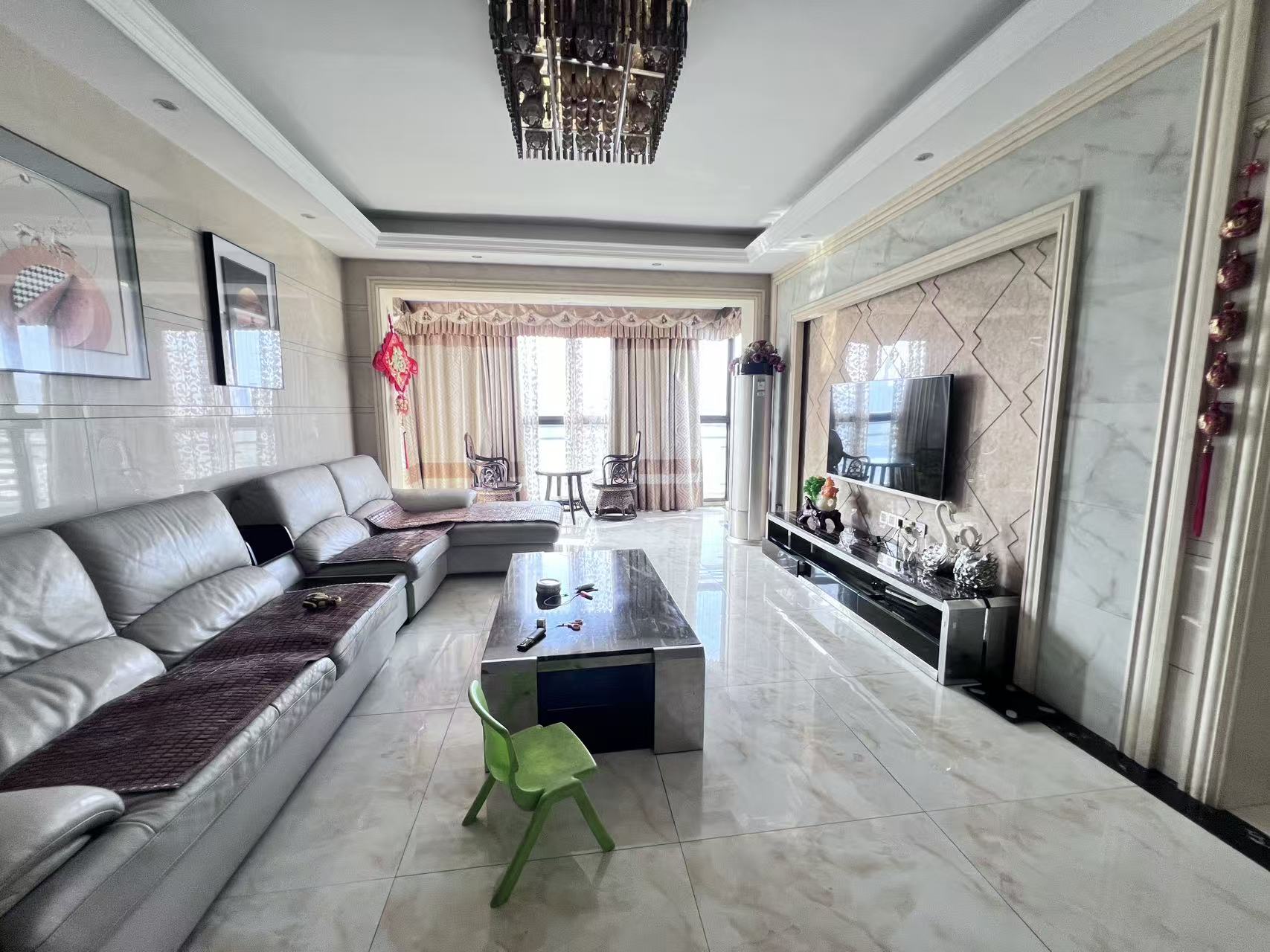 曼哈顿花园 3室2厅2卫 66.8万 曼哈顿花园 3室2厅2卫 66.8万室内图