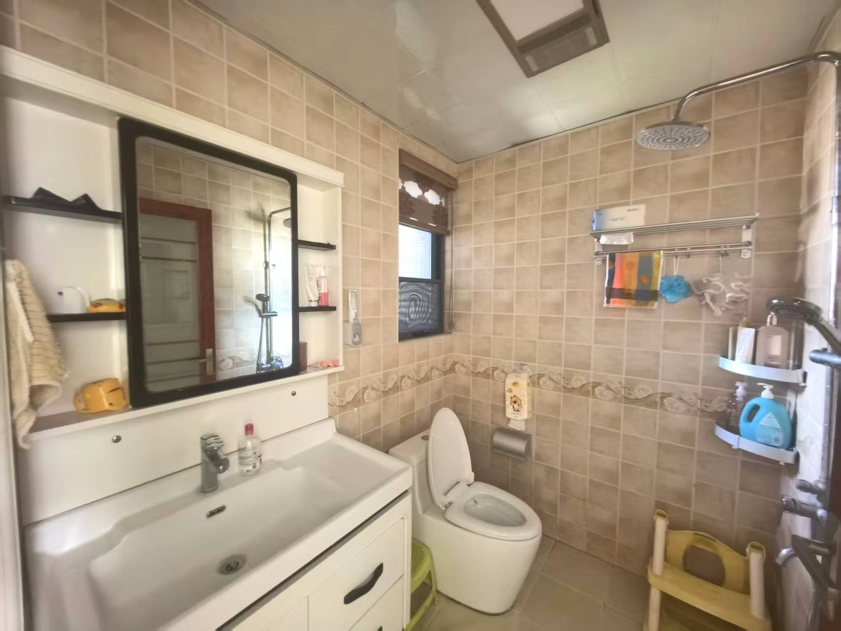 百江花园 3室2厅2卫 79.0万 百江花园 3室2厅2卫 79.0万室内图