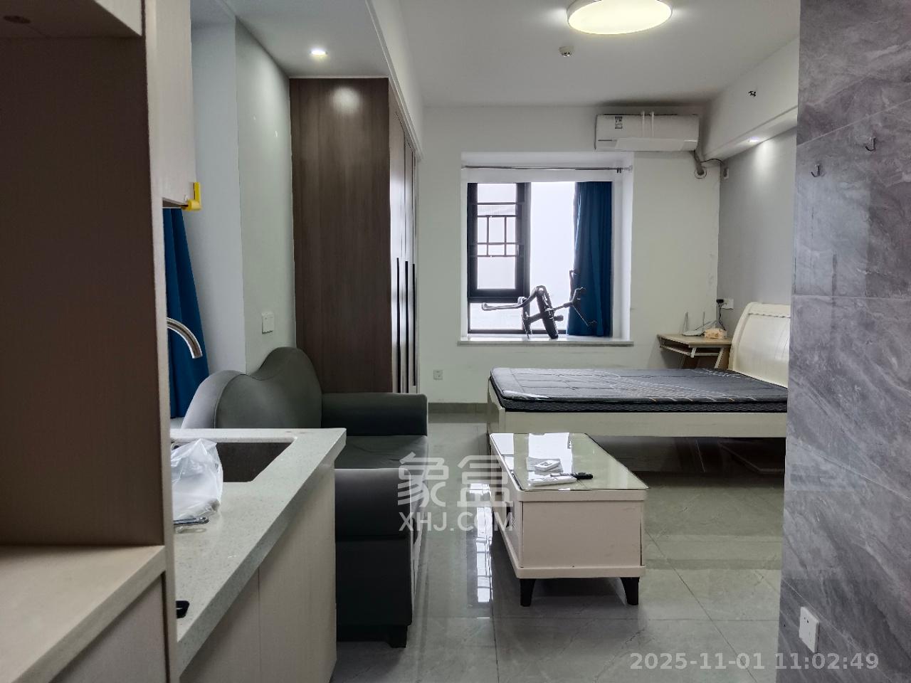 保利麓谷林语I区  1室1厅1卫    1600.0元/月 保利麓谷林语I区  1室1厅1卫    1600.0元/月室内图