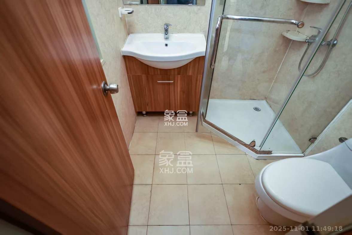 麓谷小镇 3室2厅1卫 2800.0元/月 麓谷小镇 3室2厅1卫 2800.0元/月室内图