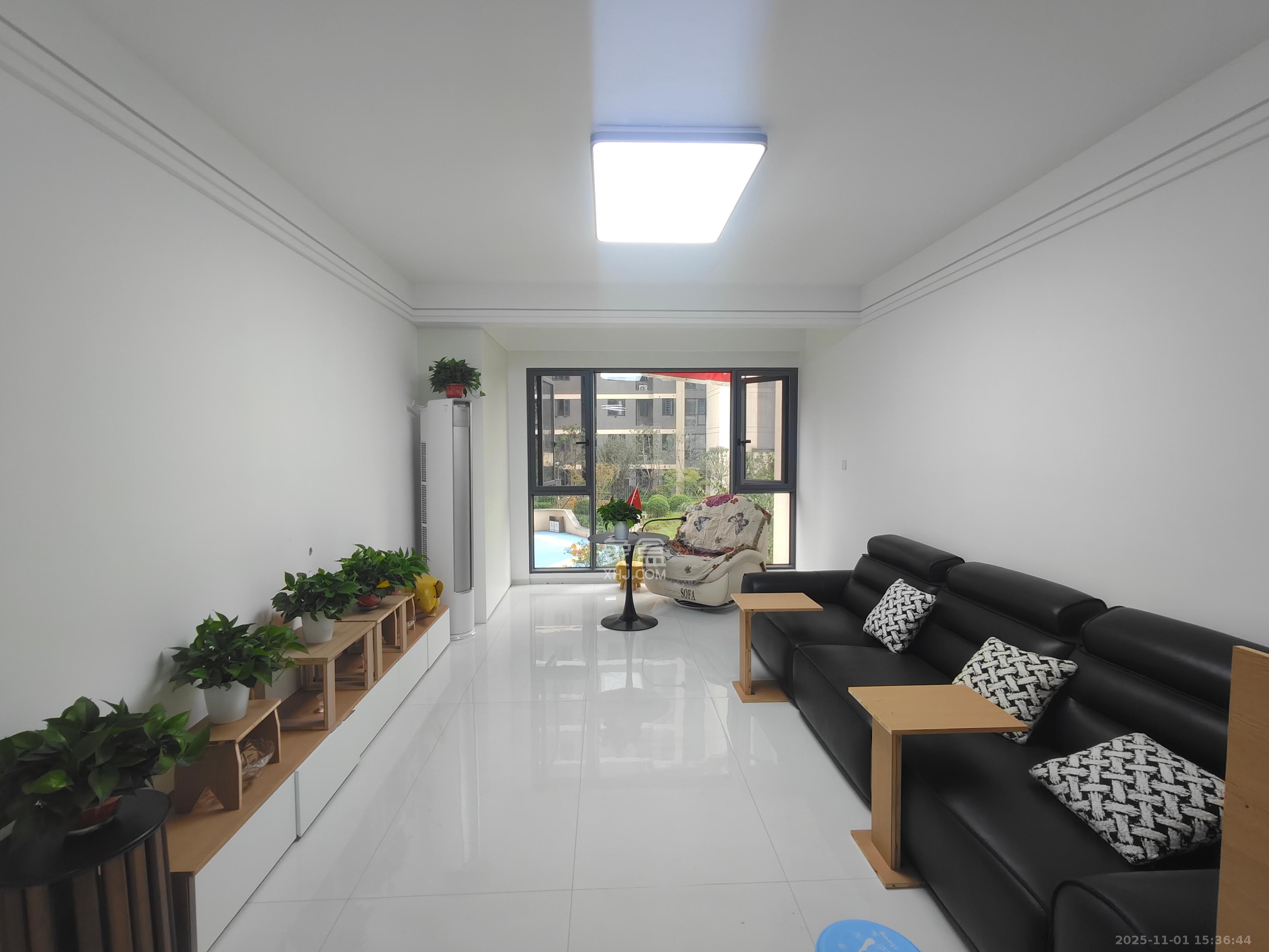 润和星河玥  3室2厅2卫    3400.0元/月