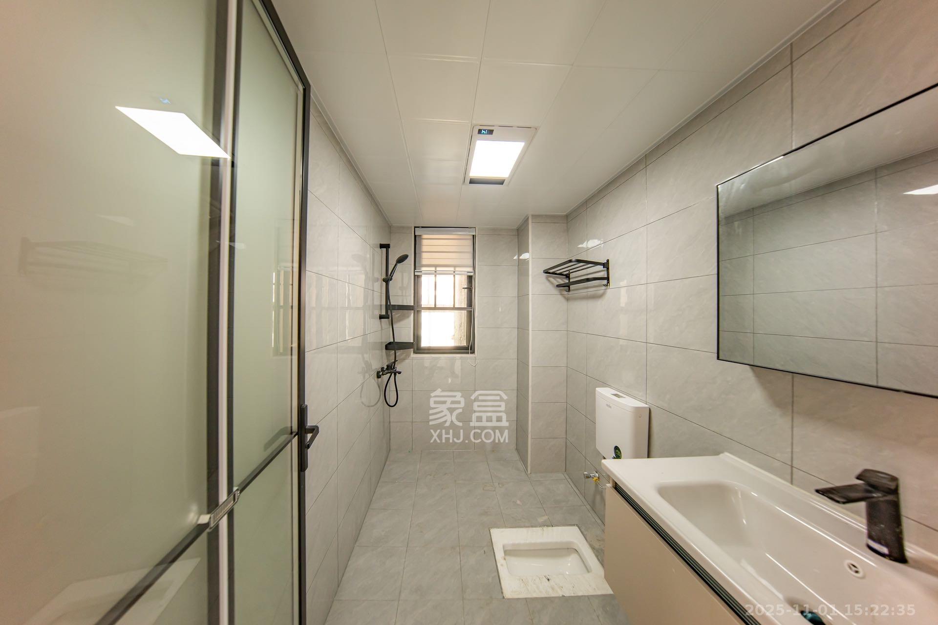 建投象山国际 3室2厅2卫 2800.0元/月 建投象山国际 3室2厅2卫 2800.0元/月室内图