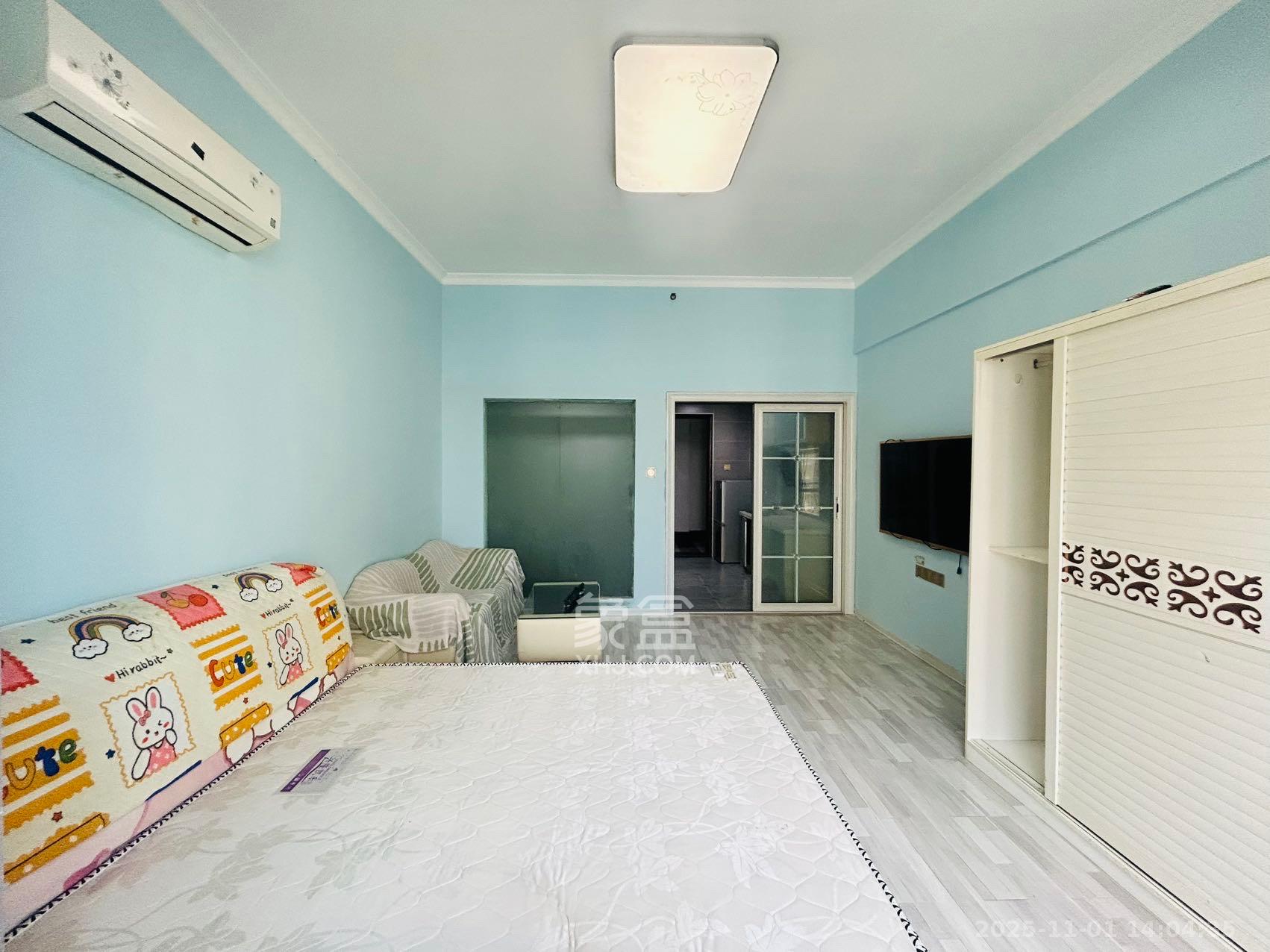 恒泰广场 1室1厅1卫 1400.0元/月 恒泰广场 1室1厅1卫 1400.0元/月室内图