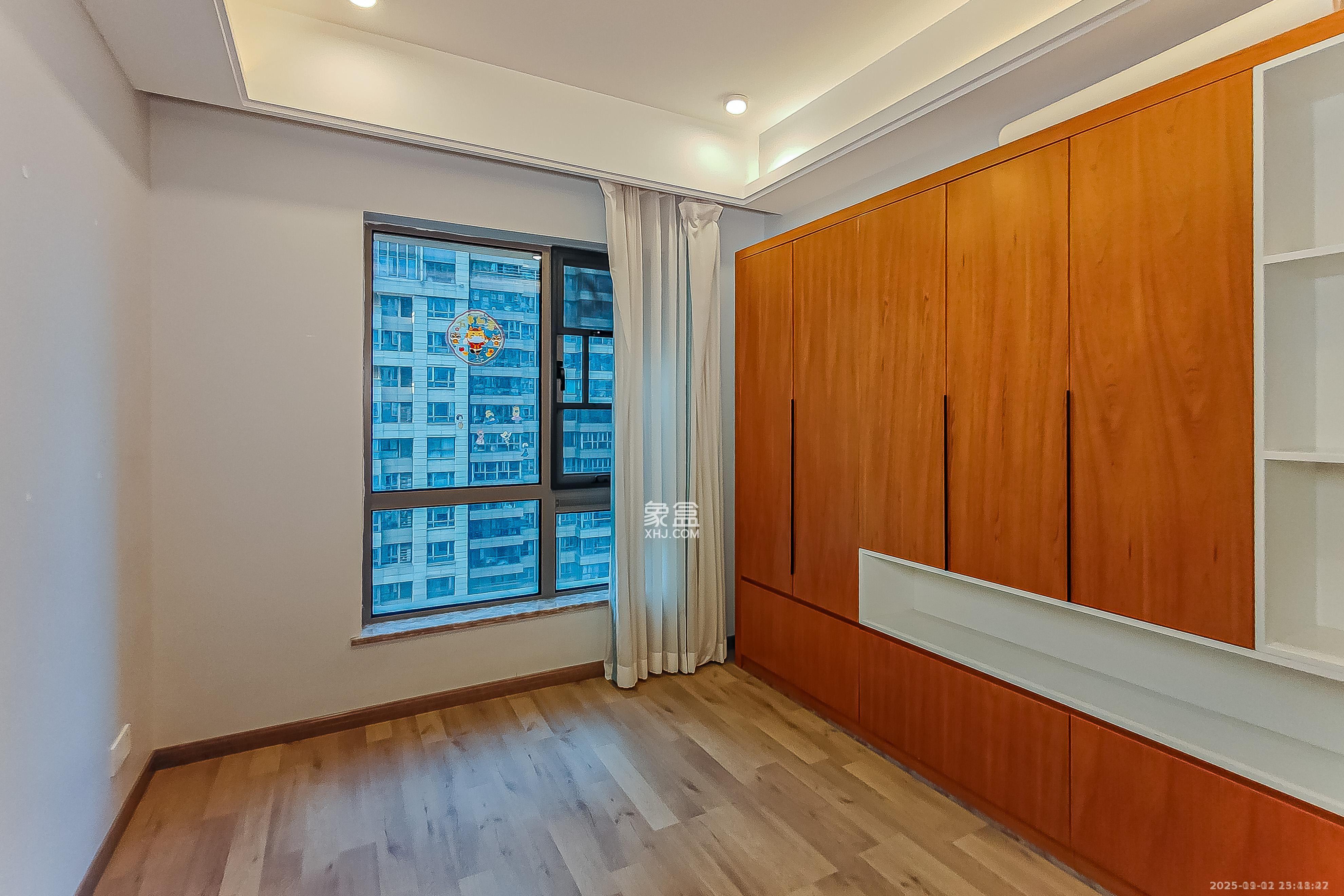 保利国际广场  4室2厅2卫    7500.0元/月 保利国际广场  4室2厅2卫    7500.0元/月室内图