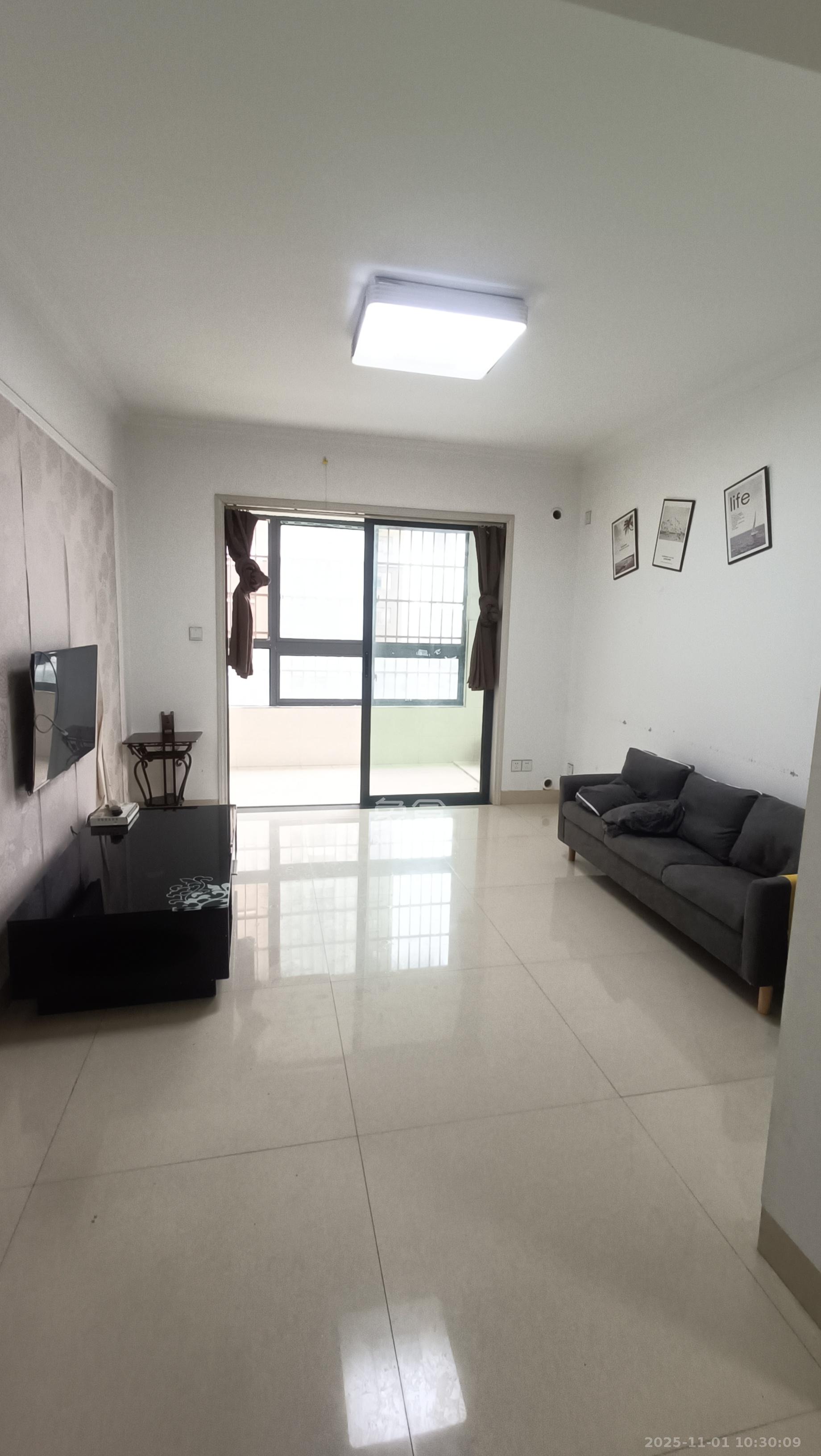 中国铁建国际城二期  2室2厅1卫    1500.0元/月